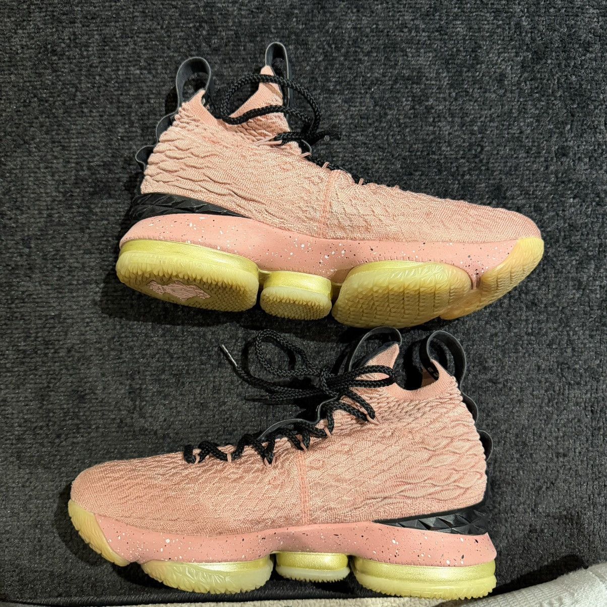 Nike Nike LeBron 15 Hollywood rust, pink All-Star size 7Y/W 8.5 Size US 7 / EU 40 - 7 Thumbnail