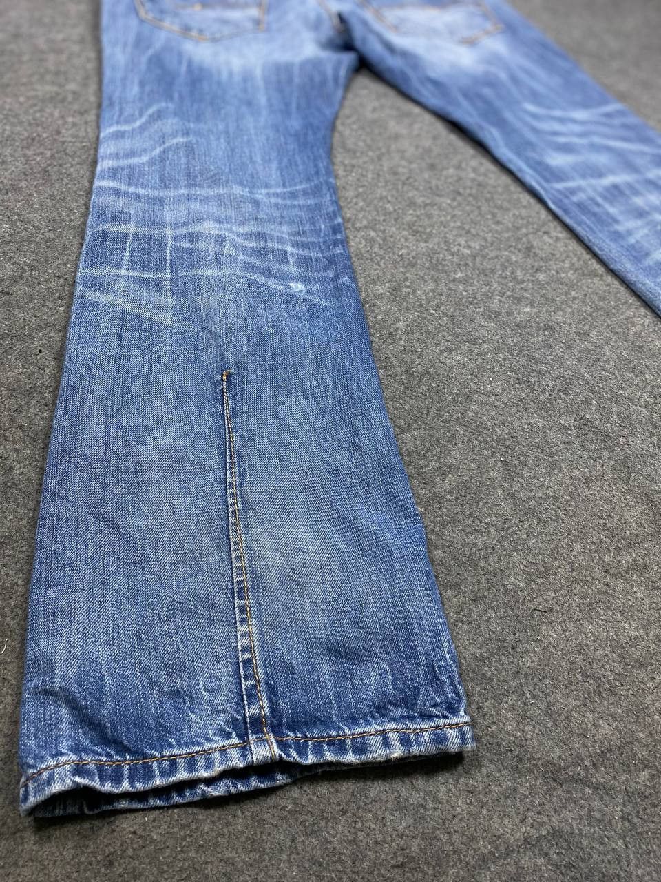 Bershka bershka distressed denim selvedgeon pocket nice design Size US 38 / EU 54 - 8 Thumbnail