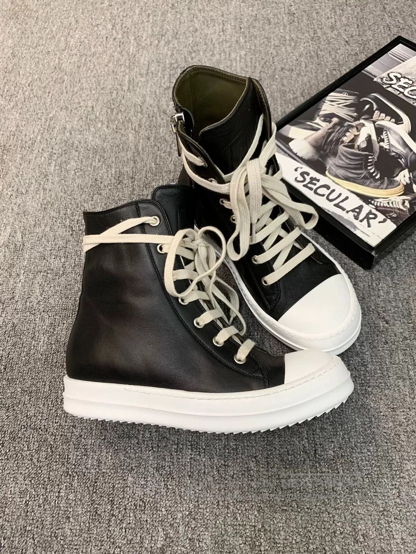 Rick Owens rick owens black and white high. Size US 5.5 / EU 38 - 1 Thumbnail