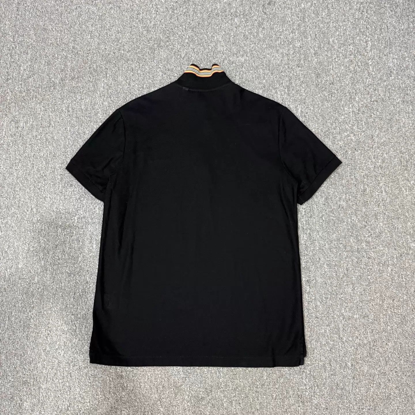 Burberry Burberry Black Check Collar SS Polo M 99 New Size US M / EU 48-50 / 2 - 2 Thumbnail