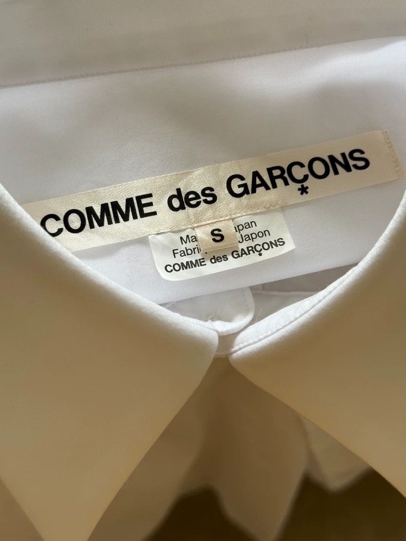 Comme des Garcons Comme Des Garcons The main line deconstructs the white shi Size S / US 4 / IT 40 - 8 Thumbnail