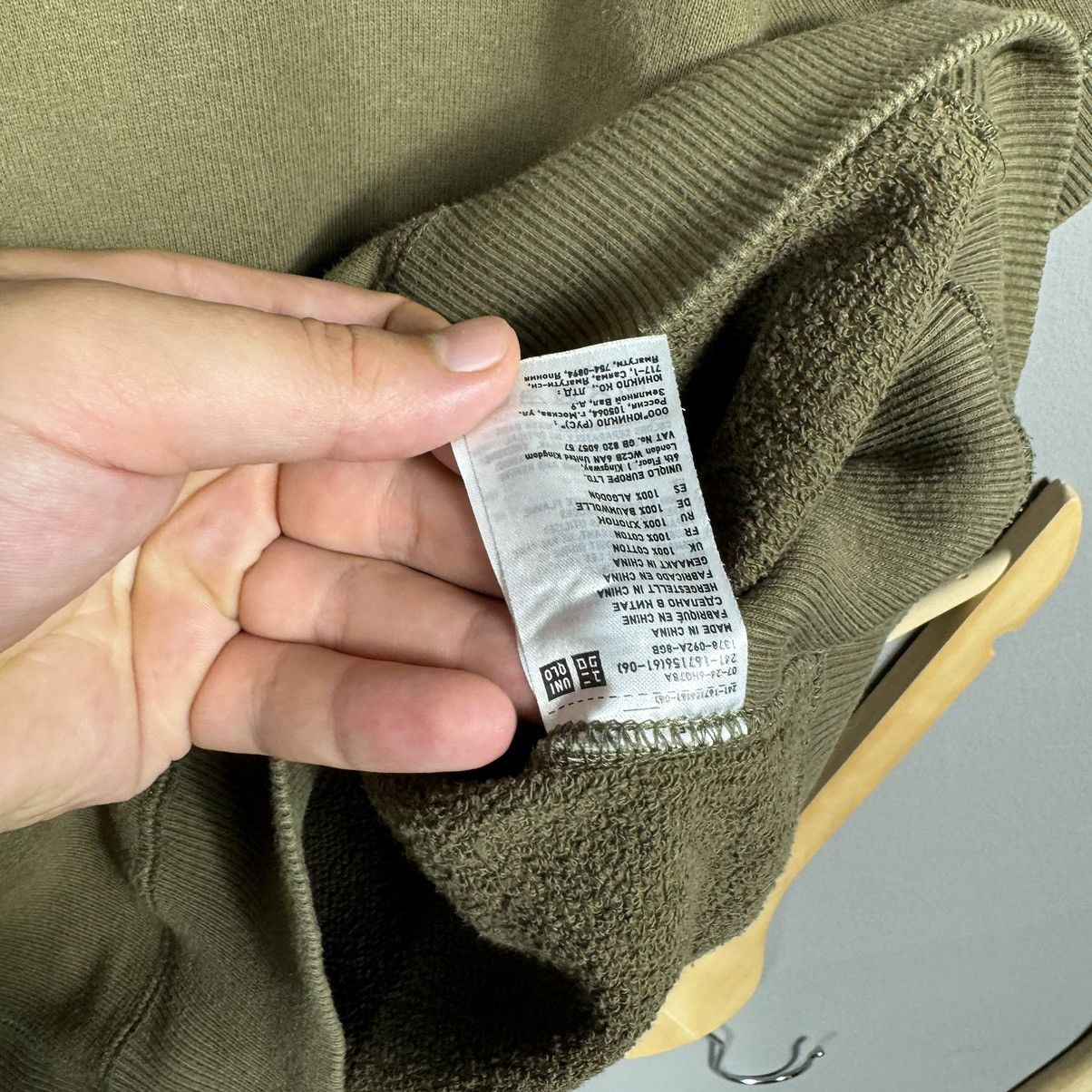 Uniqlo Ines de la Fressange Paris X Uniqlo Olive Casual T-Shirt Size L / US 10 / IT 46 - 5 Thumbnail
