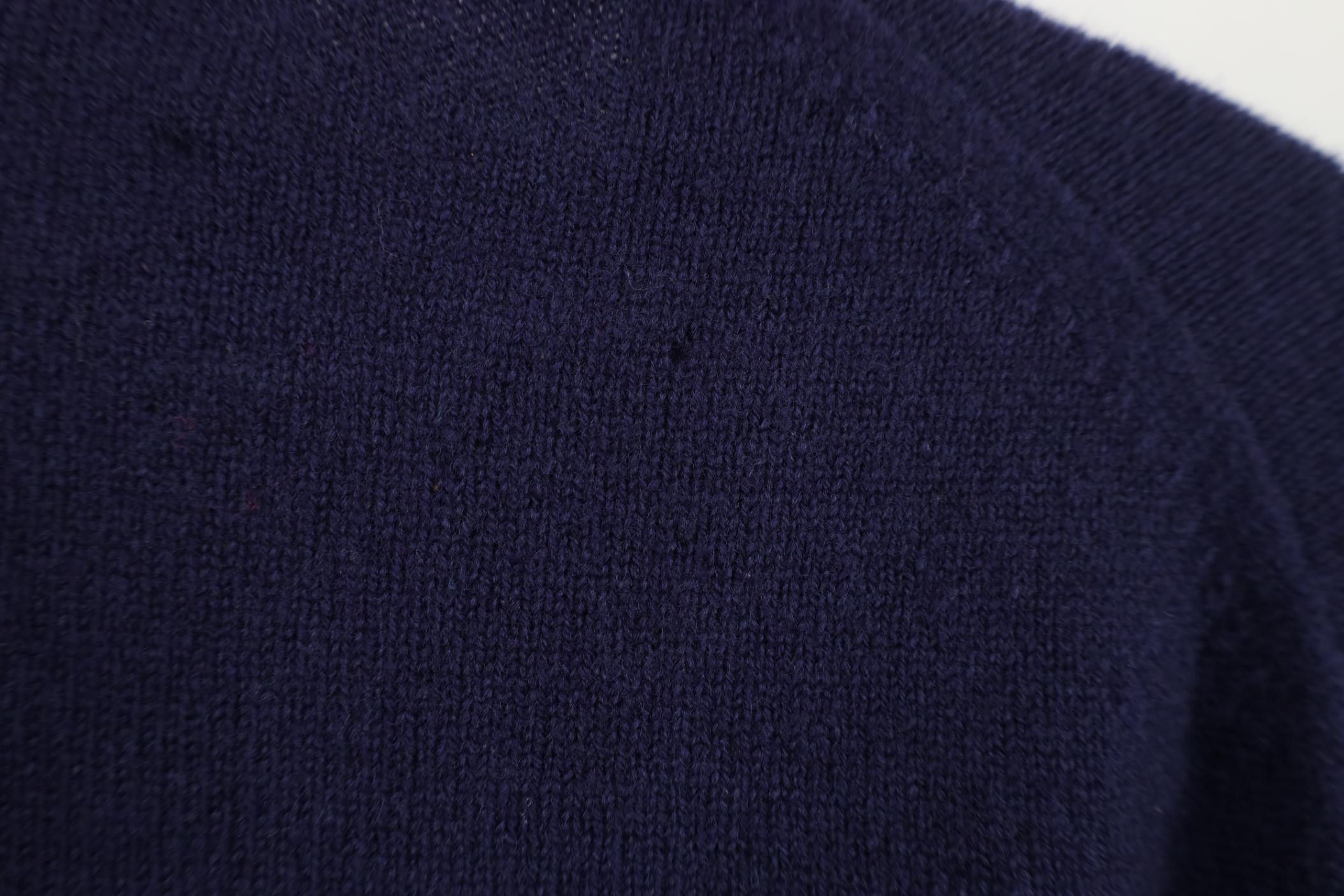 Vintage Vintage 90s Streetwear Blank Lambswool Knit V-Neck Sweater Size US M / EU 48-50 / 2 - 9 Thumbnail