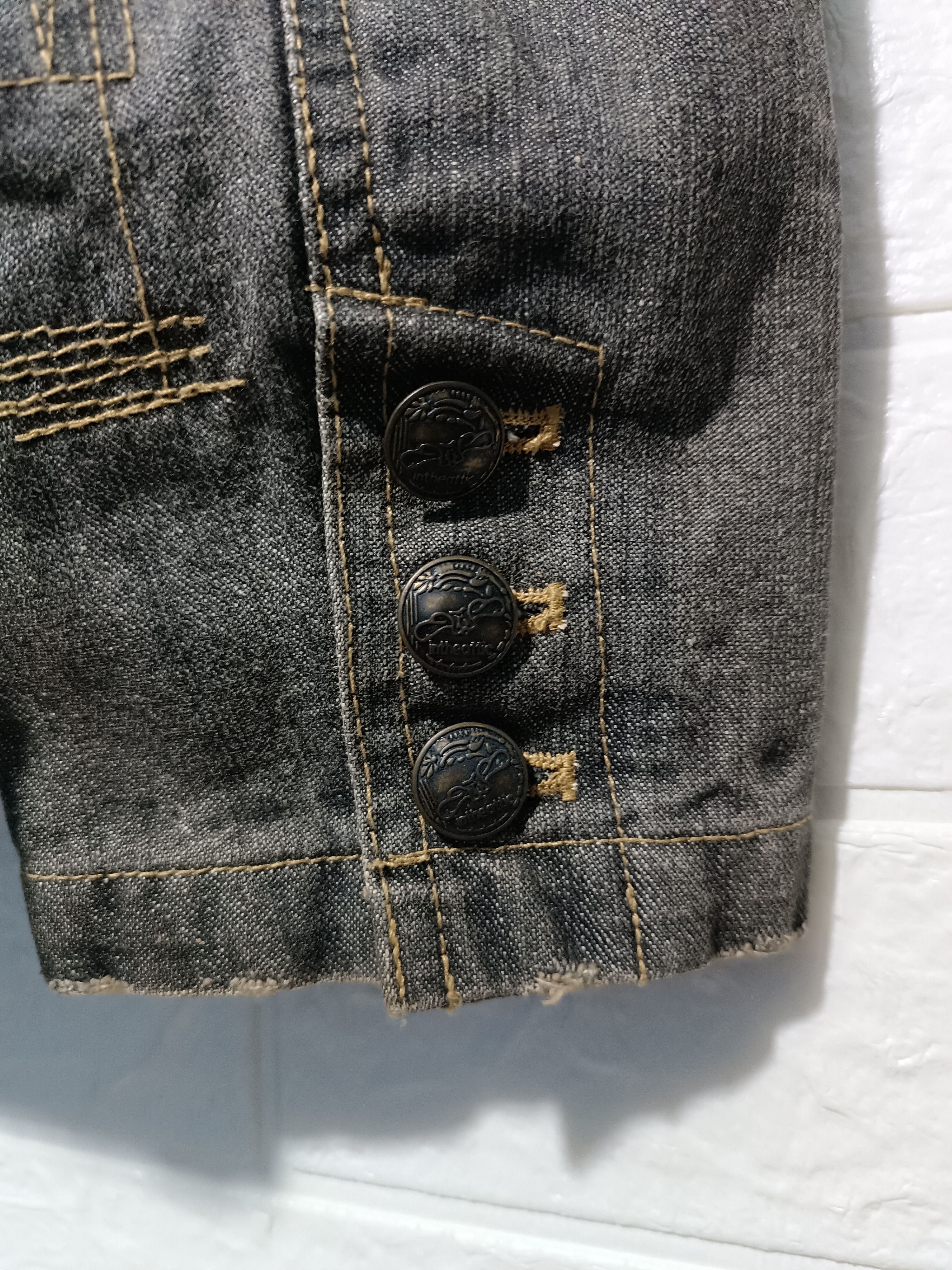 In The Attic In The Attic Distressed Mud Wash Studded Size US M / EU 48-50 / 2 - 5 Thumbnail