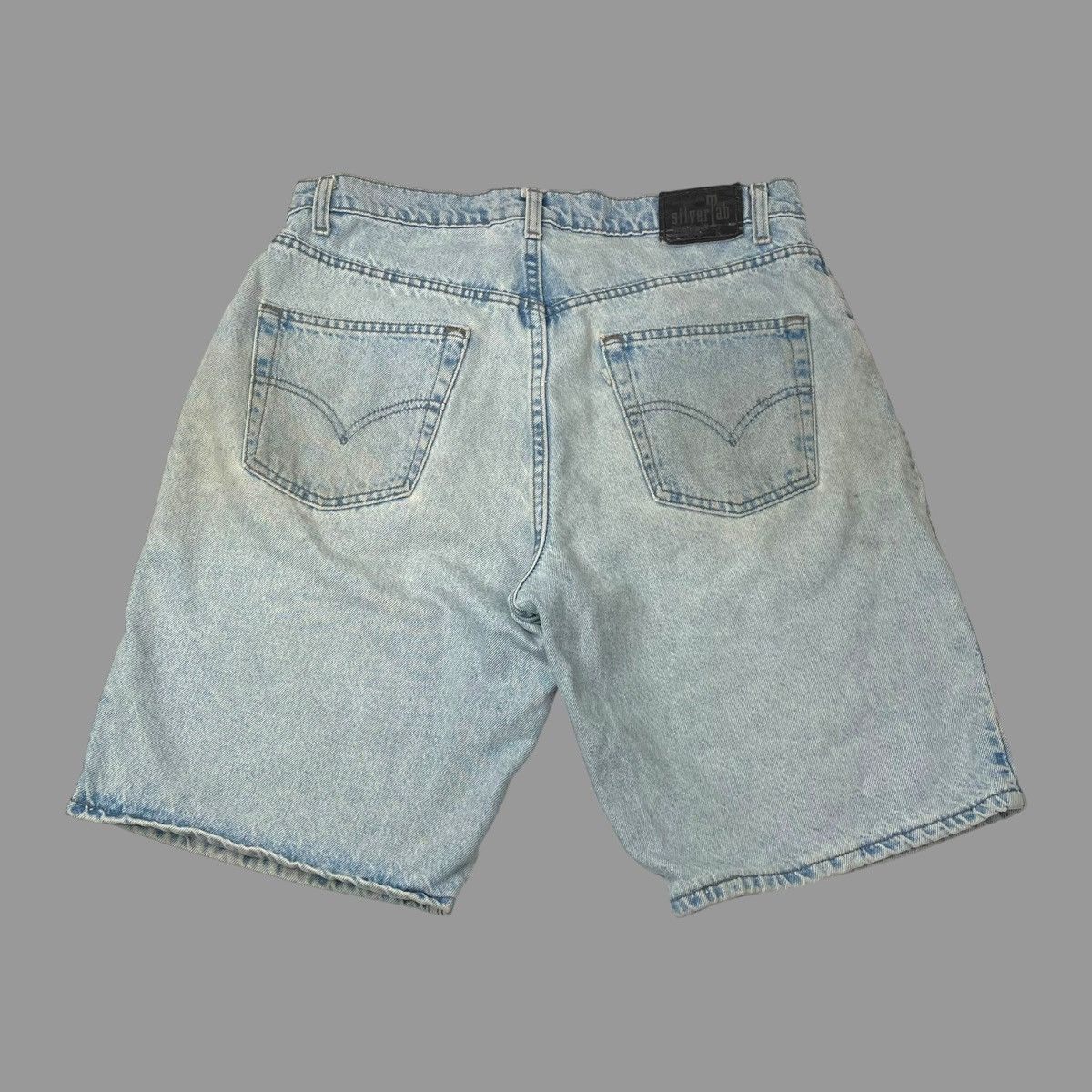 Levi's × Vintage Vintage 90s Levi’s silver tab baggy shorts Size US 34 / EU 50 - 1 Thumbnail