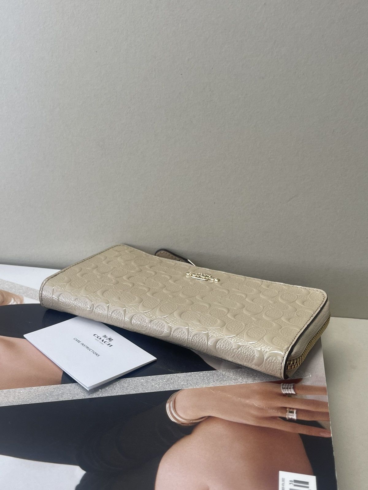 Coach (new+card) Coach long wallet signature monogram Size ONE SIZE - 7 Thumbnail