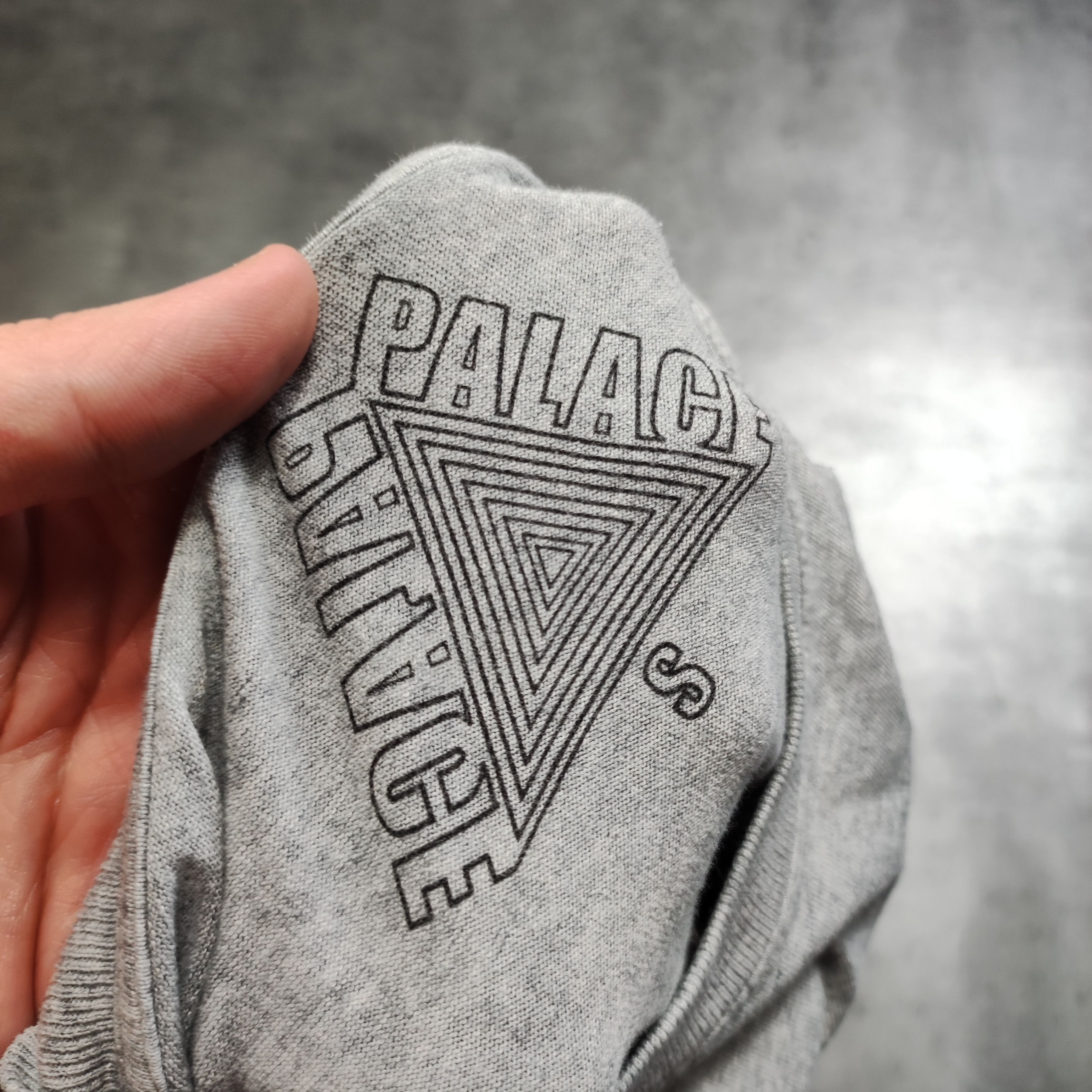 Palace RARE Streetwear Palace Skateboards Gray Tropic Tee Size US S / EU 44-46 / 1 - 5 Thumbnail
