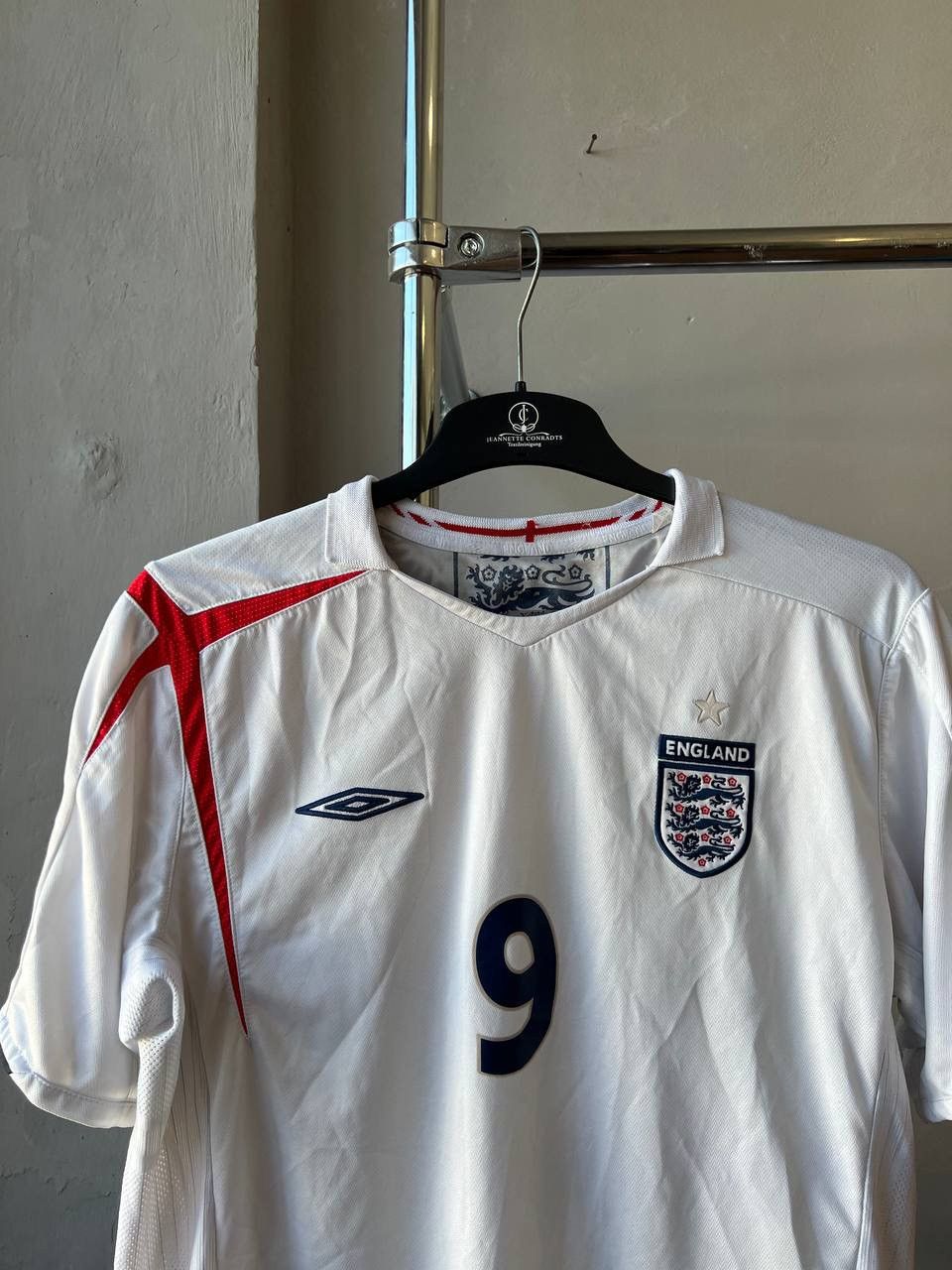Umbro 2005/07 ENGLAND TEAM #10 ROONEY HOME SOCCER FOOTBALL JERSEY Size US XL / EU 56 / 4 - 7 Thumbnail