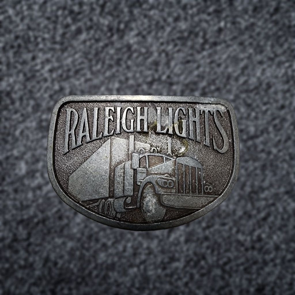 Vintage Vintage Buckle Raleigh Heights Semi Truck Belt Buckle Men Gray 80s Metal Size ONE SIZE - 1 Thumbnail