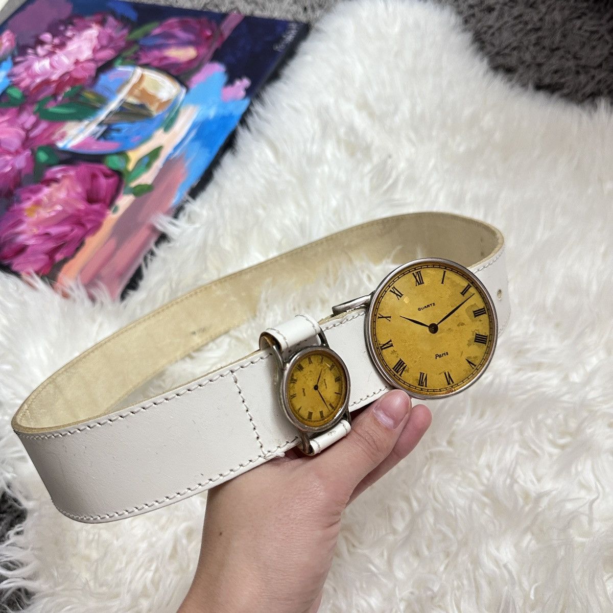 Vintage Quartz clock watch Paris belt white 1980s , white vinyl Size ONE SIZE - 2 Thumbnail