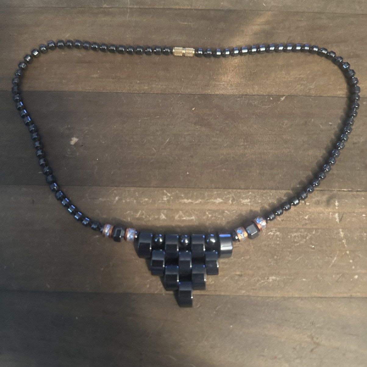 Vintage Vintage hematite basketweave triangle necklace Size ONE SIZE - 2 Thumbnail