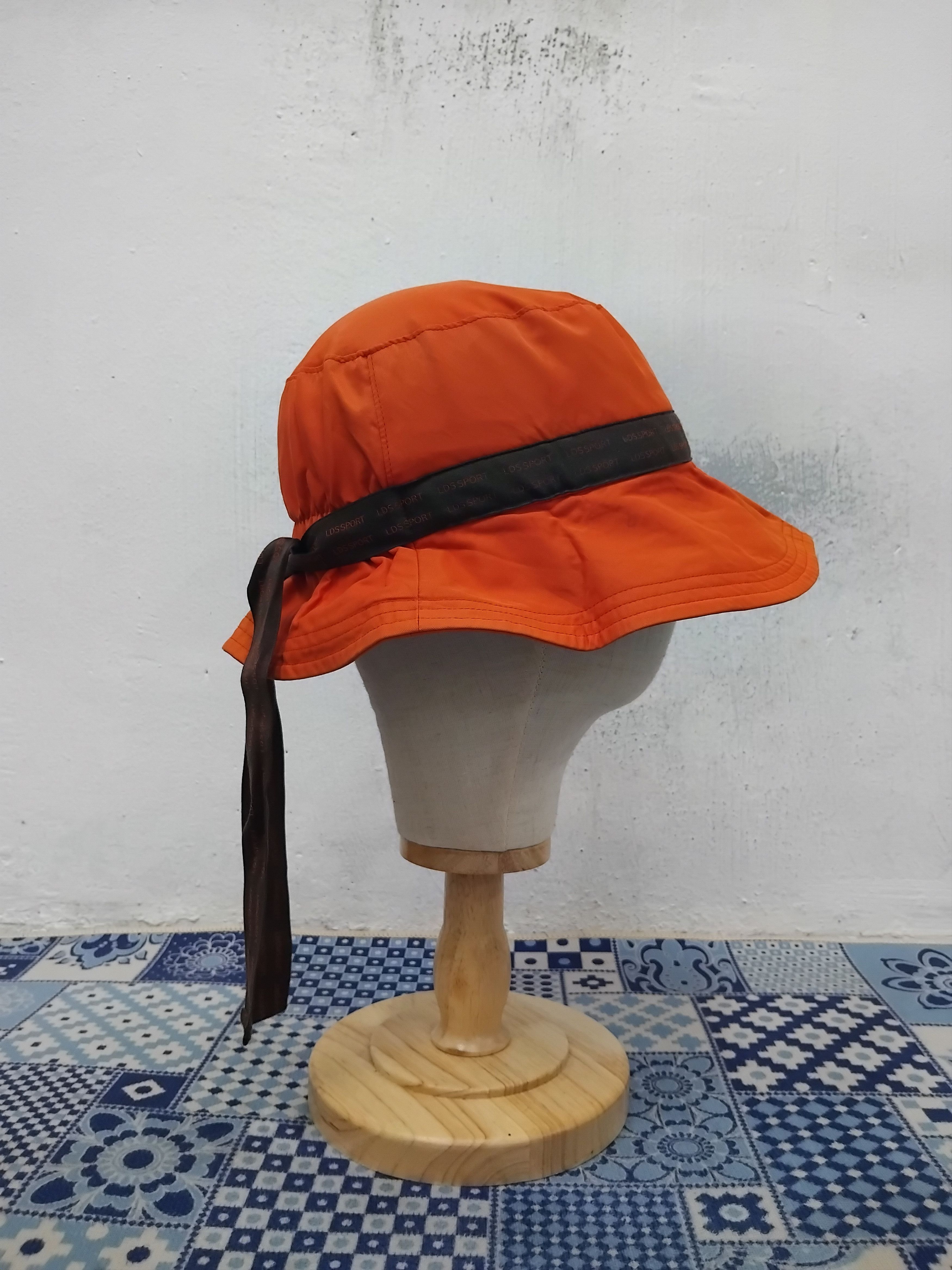 Japanese Brand 💥Lee dong soo golf orange colour hat Size ONE SIZE - 8 Thumbnail