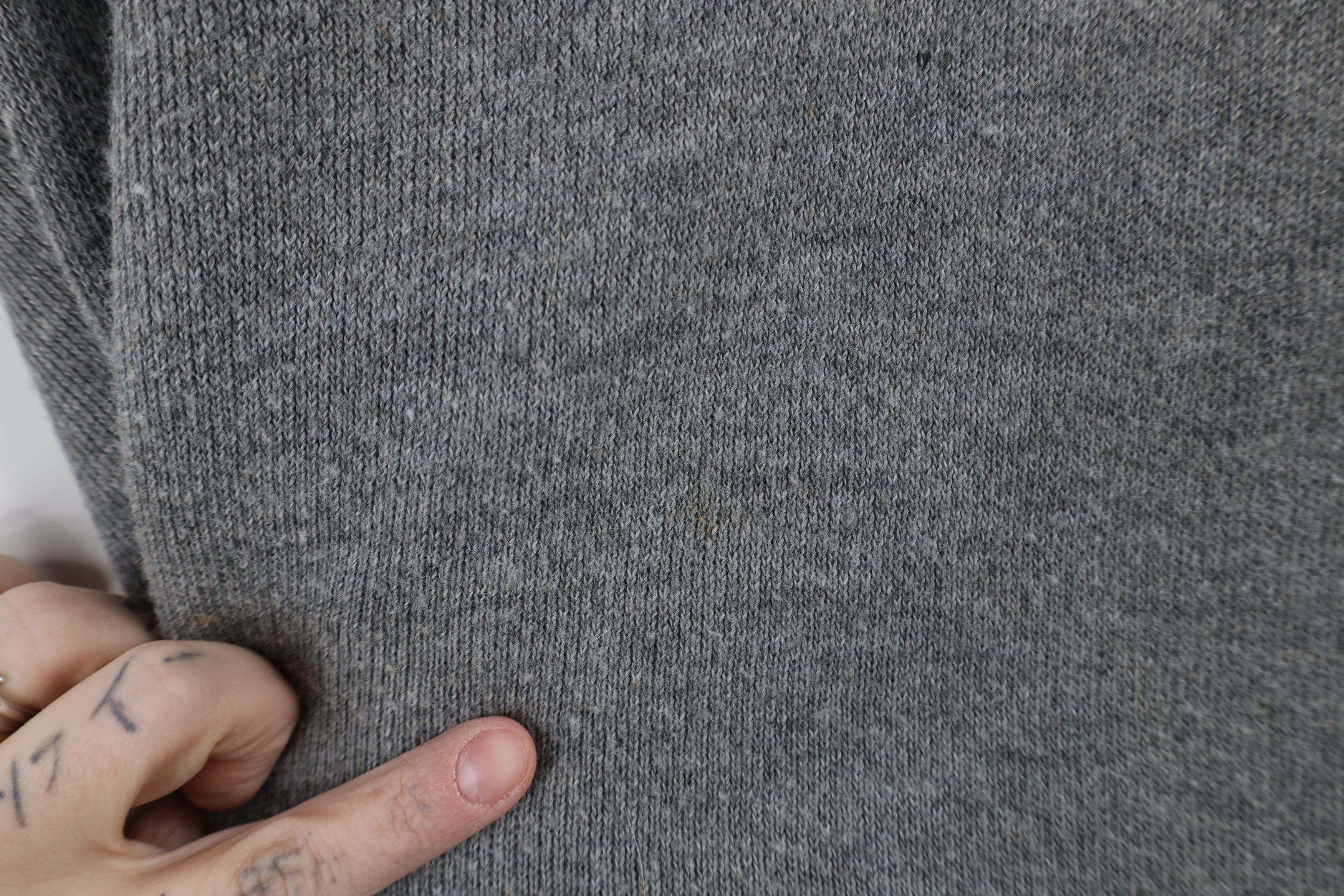 Vintage Vintage 70s Streetwear Blank Knit V-Neck Sweater Gray USA Size US XL / EU 56 / 4 - 4 Thumbnail