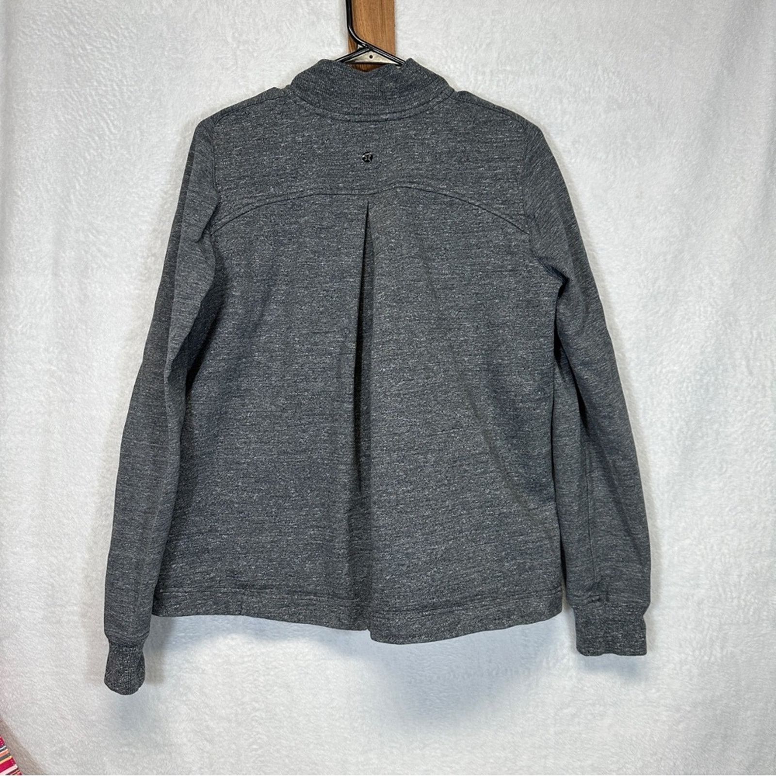 Lululemon Lululemon Pleat To Street Bomber Jacket Sz 6 Size M / US 6-8 / IT 42-44 - 5 Thumbnail