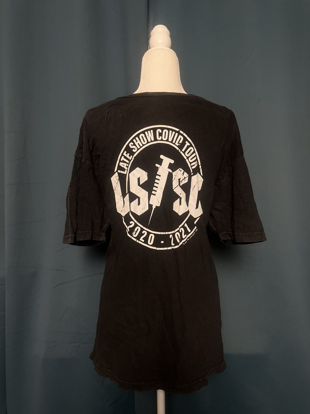 Other “Late Show Covid Tour” Stephen Colbert Commemorative Shirt Size US XL / EU 56 / 4 - 1 Thumbnail