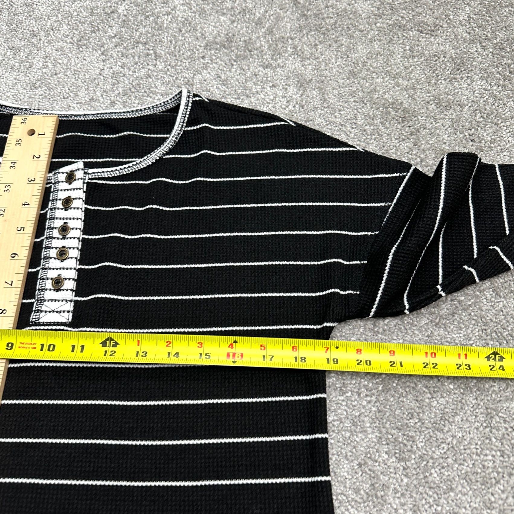 Vintage Unbranded Henley Pullover Sweater Womens M Black White Striped Waffle Knit Casual Shirt Womens Size M / US 6-8 / IT 42-44 - 7 Thumbnail