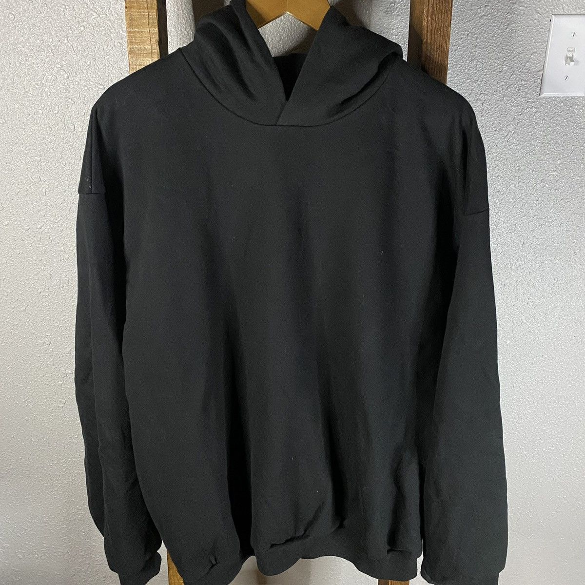 Kanye West Yeezy All Black Lightweight Hoodie size 2 Size US L / EU 52-54 / 3 - 1 Thumbnail