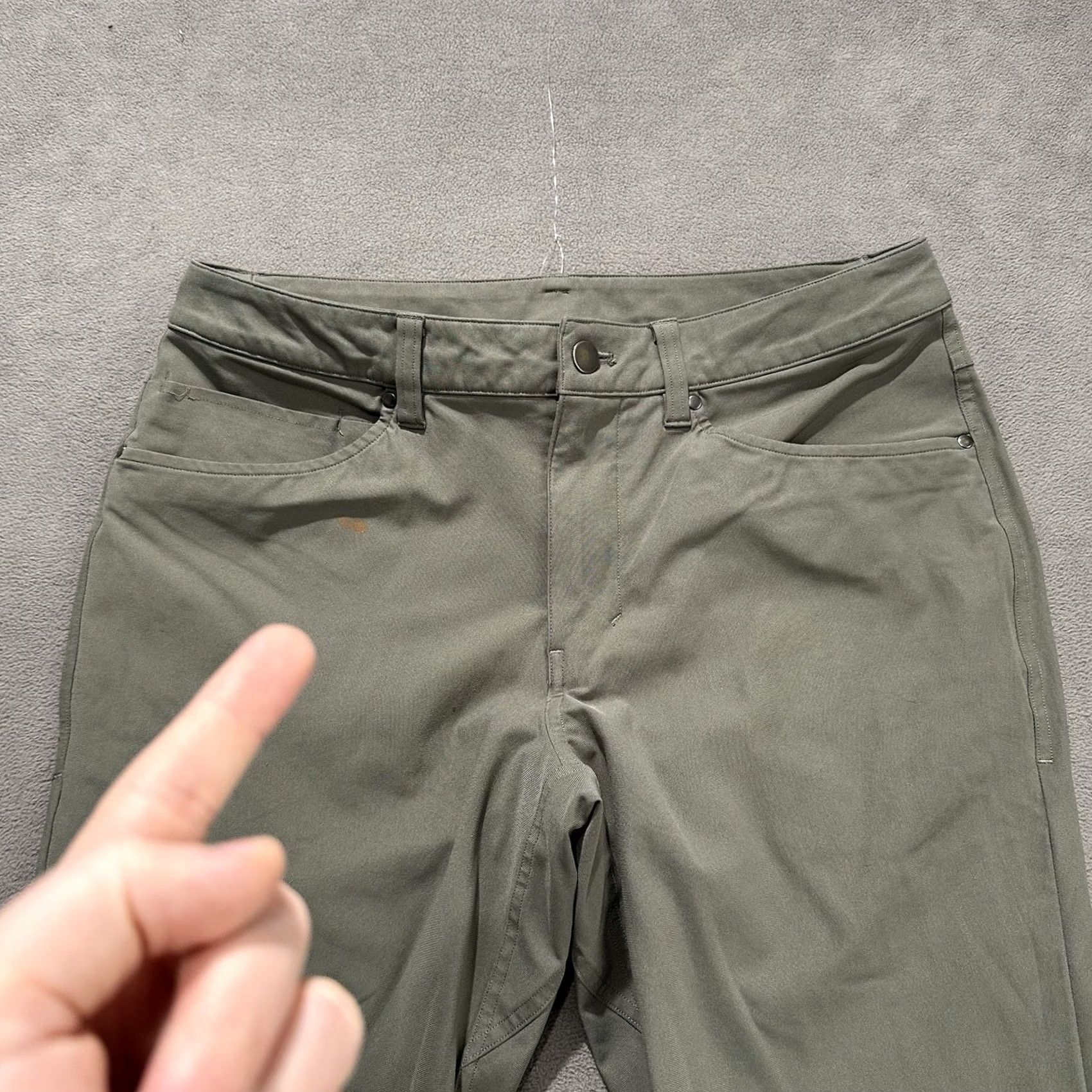 Lululemon Lululemon ABC Pants Mens 31 Green Slim Performance Warpstreme Chino LM5972S READ Size US 31 - 3 Thumbnail