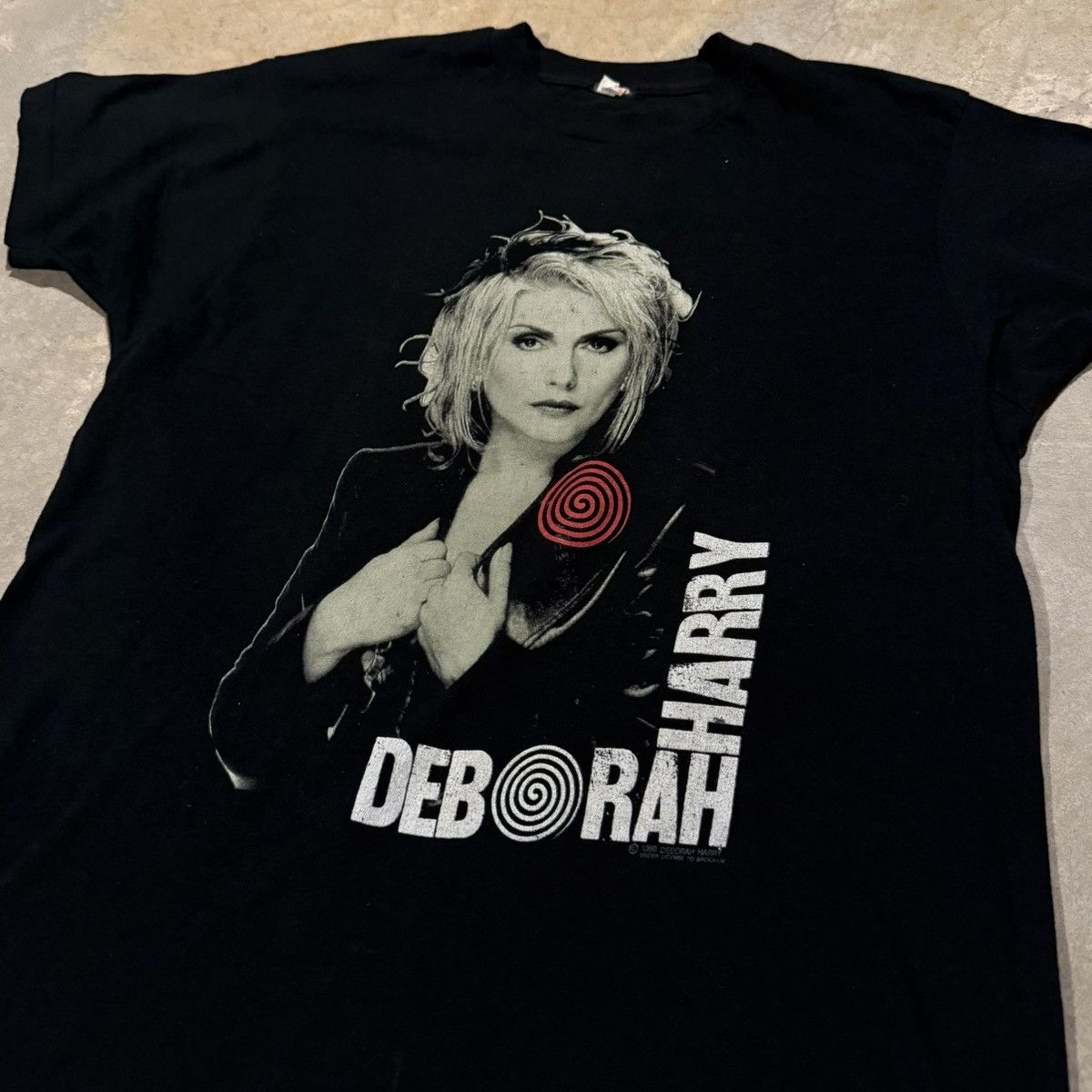 Vintage Vintage 1989 Deborah Harry Def Dumb & Blonde Faded Tour Tee Size US L / EU 52-54 / 3 - 3 Thumbnail