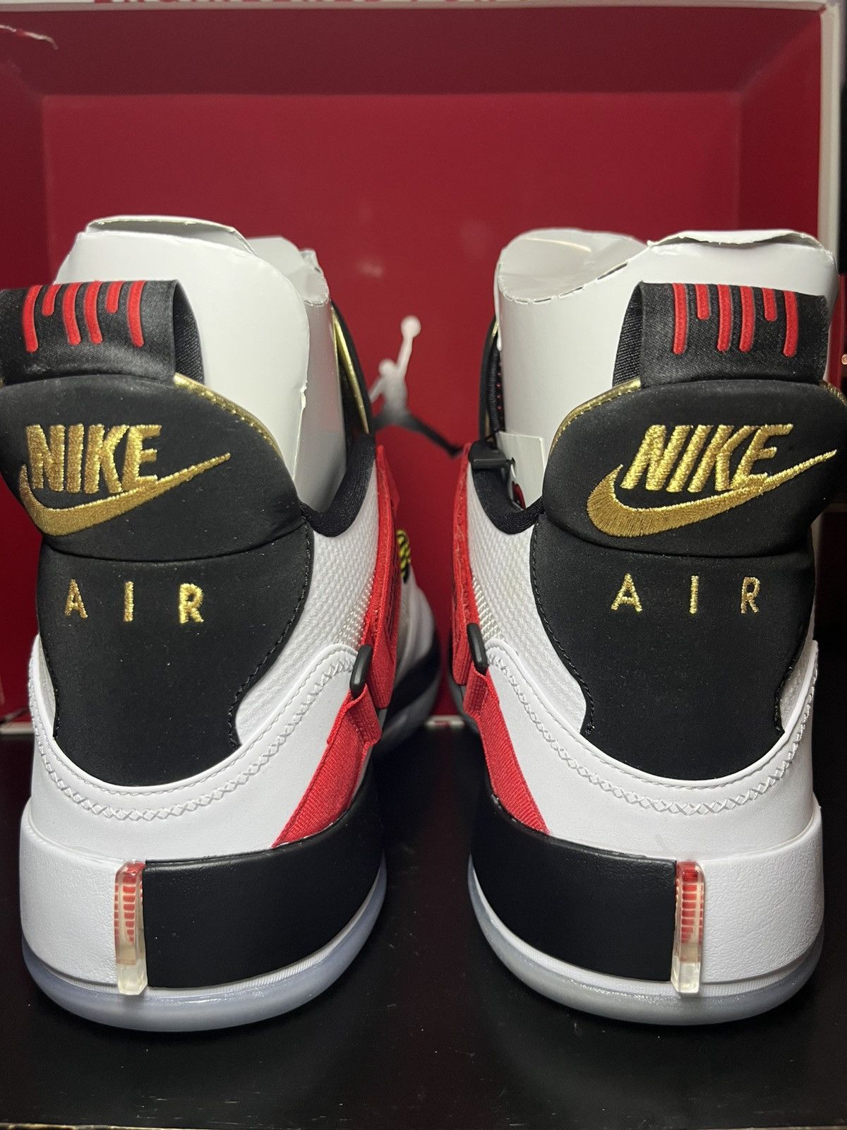 Jordan Brand Air Jordan XXXIII Future of Flight Size US 13 / EU 46 - 6 Thumbnail