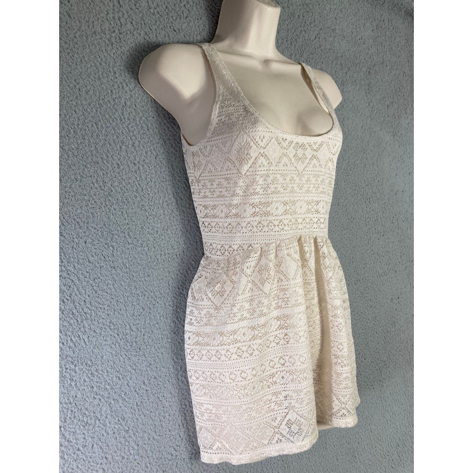 Kirra Kirra Women's XS White Crochet Sleeveless Short Summer Dress Size XS / US 0-2 / IT 36-38 - 3 Thumbnail