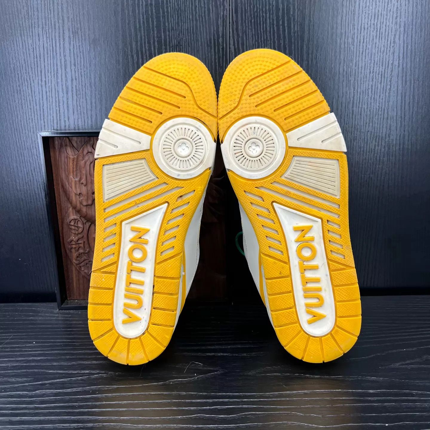 Louis Vuitton LV Trainer White & Yellow 7 / 41 Near New Size US 8 / EU 41 - 7 Thumbnail