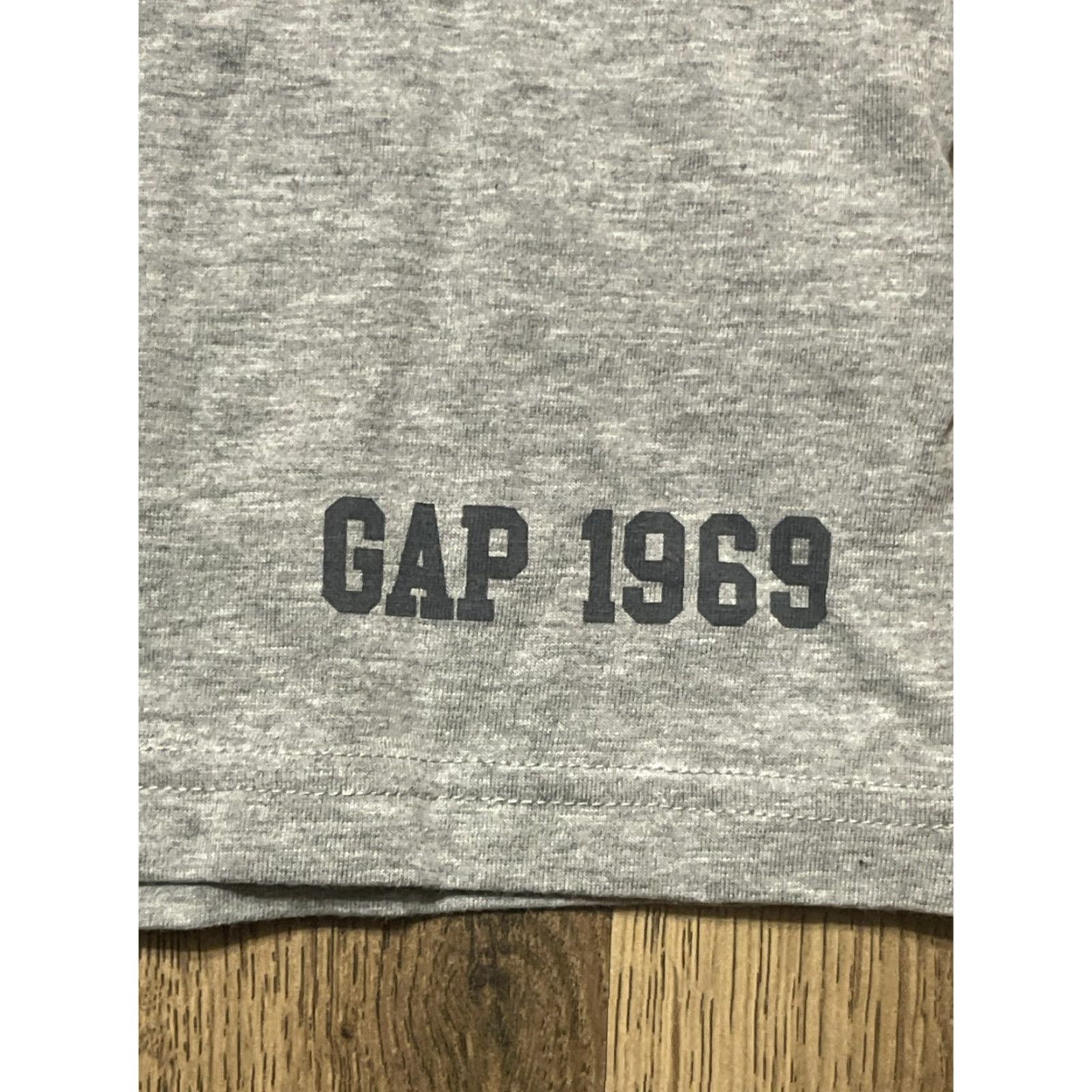 Gap Gap 1969 Shirt Men M Gray Long Sleeve Regular Fit T-Shirt Vintage No Size US M / EU 48-50 / 2 - 5 Thumbnail