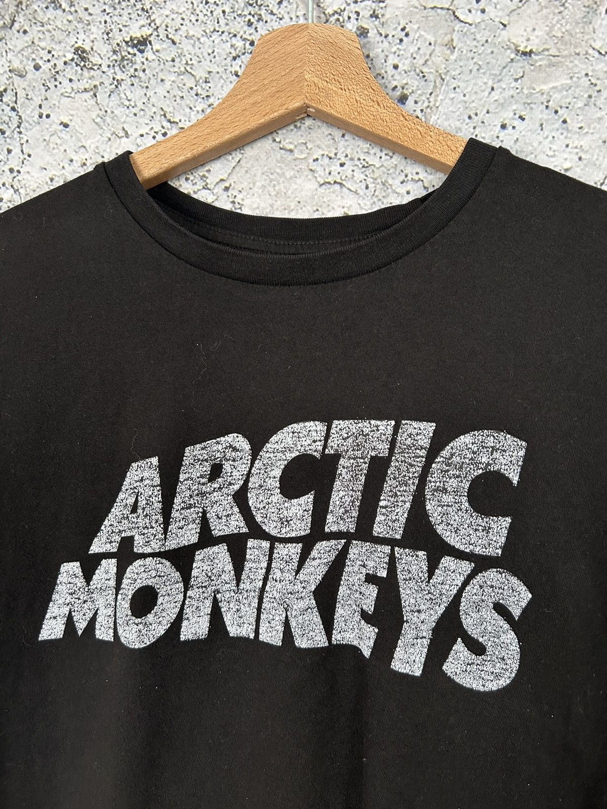 Band Tees Arctic Monkeys Rock Band Tee Streetwear Vintage Size US S / EU 44-46 / 1 - 3 Thumbnail