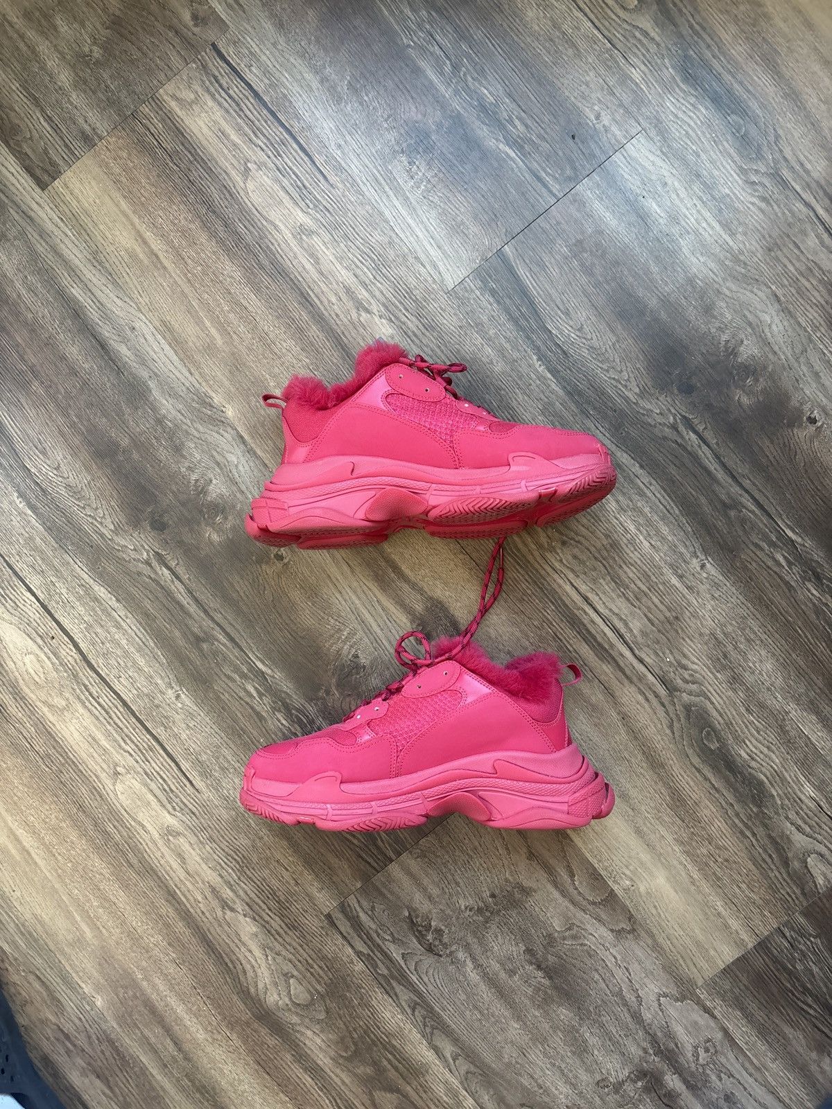 Balenciaga Balenciaga Triple S Red Fur Lined Size 12 Size US 12 / EU 45 - 2 Thumbnail