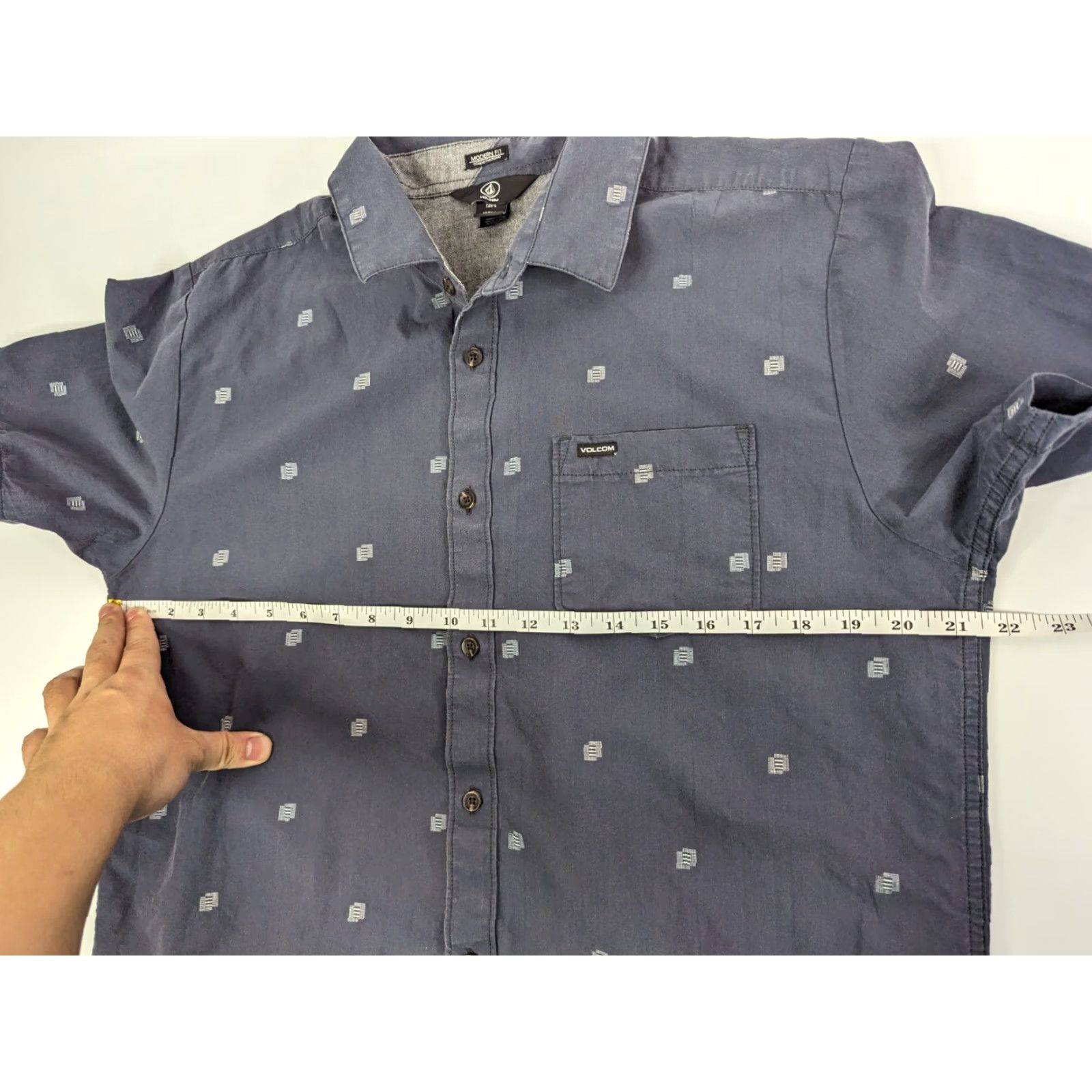 Volcom Volcom Button-Up Shirt Mens Large Short Sleeve Preppy Classic Cotton Polyester Blue Size US L / EU 52-54 / 3 - 6 Thumbnail