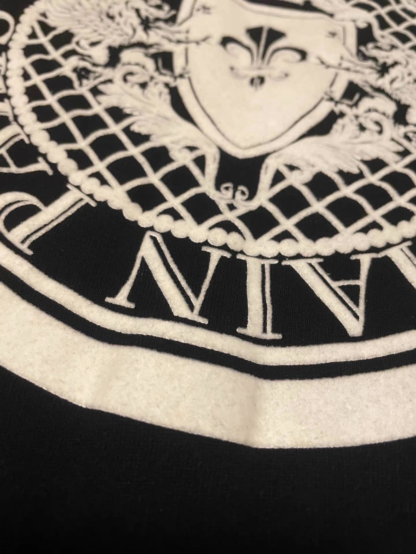 Balmain Balmain Men's Black & White Patchwork Sweatshirt, Q4 Size US S / EU 44-46 / 1 - 12 Thumbnail
