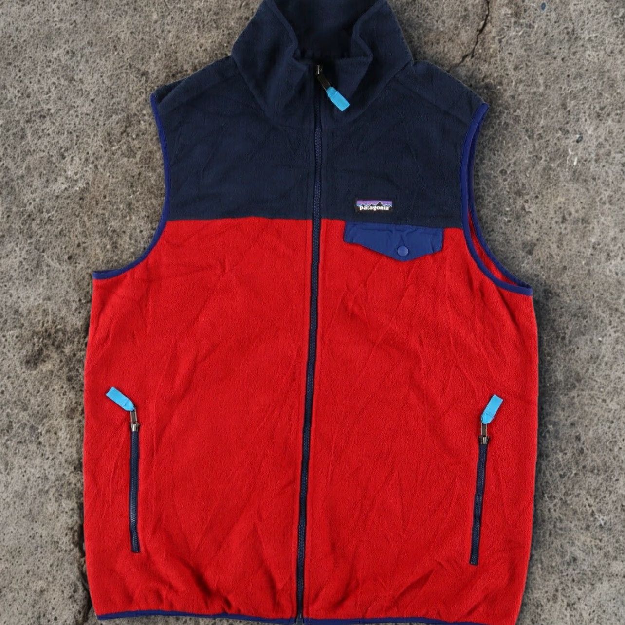 Patagonia VINTAGE Patagonia Synchilla Snap-T Fleece Vest Men’s M Red Navy FA15 Retro Outdoor Vest Men’s M Red Navy FA15 Retro Outdoor Size US M / EU 48-50 / 2 - 2 Thumbnail