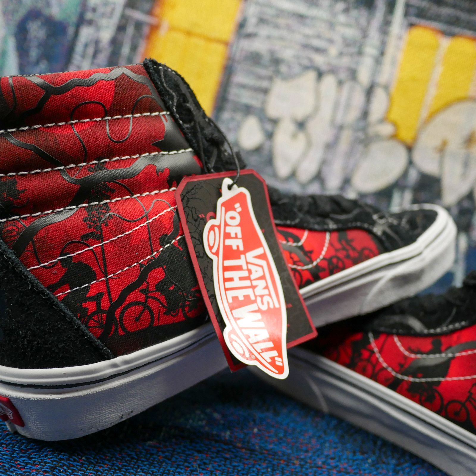 Vans Vans x Stranger Things Sk8 Hi Re-issue Size US 9.5 / EU 42-43 - 6 Thumbnail