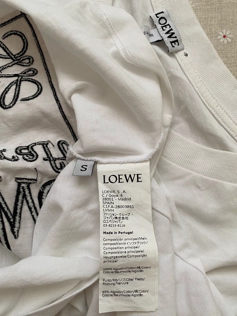 Loewe LOEWE Short sleeve T-shirt Size S / US 4 / IT 40 - 8 Thumbnail