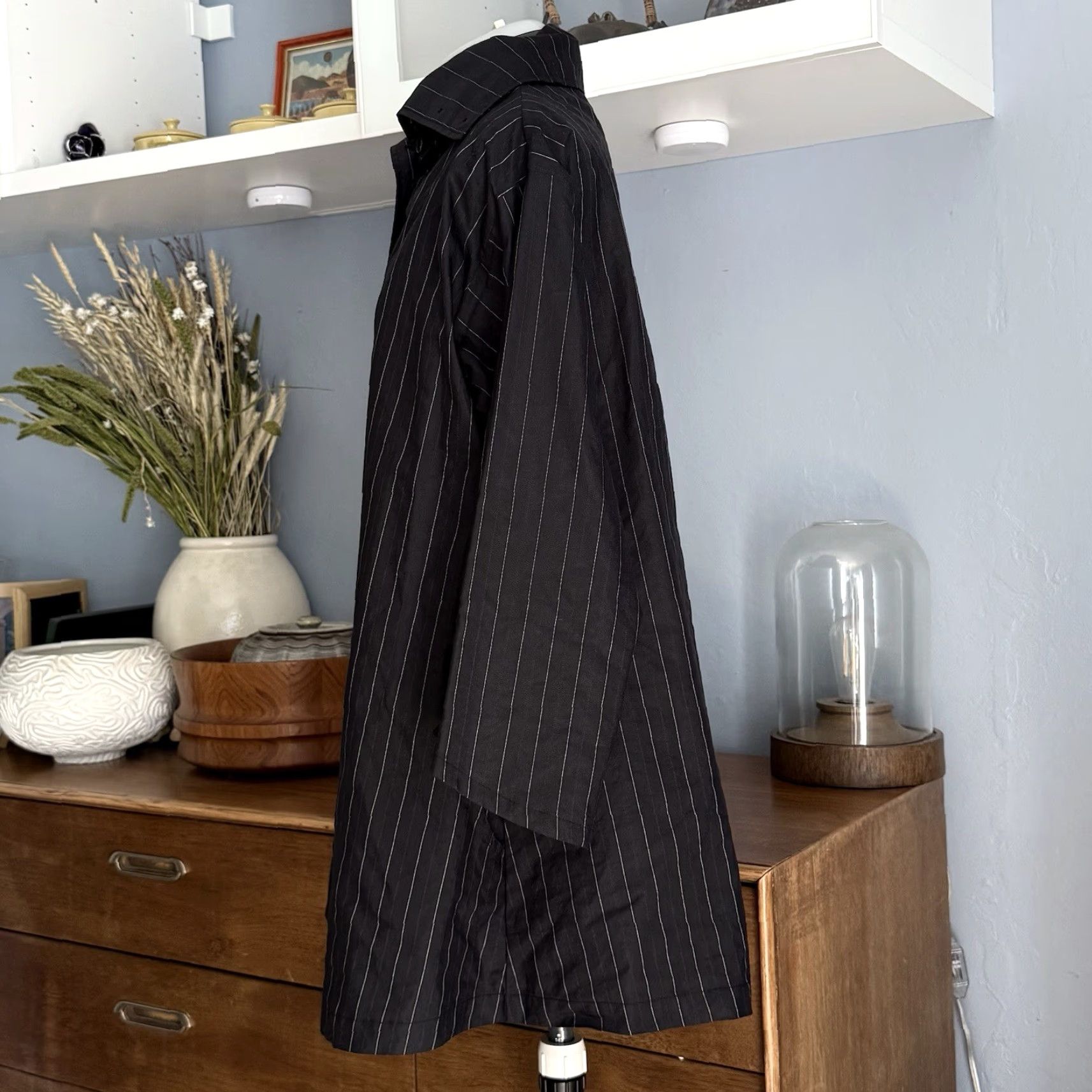Vintage VINTAGE Blanque Jacket Sliver Metallic Pinstriped Cotton Blend Lagenlook Size 1 Women Button Front Pockets Oversized Black Autumn Spring Summer Winter Size XS / US 0-2 / IT 36-38 - 3 Thumbnail