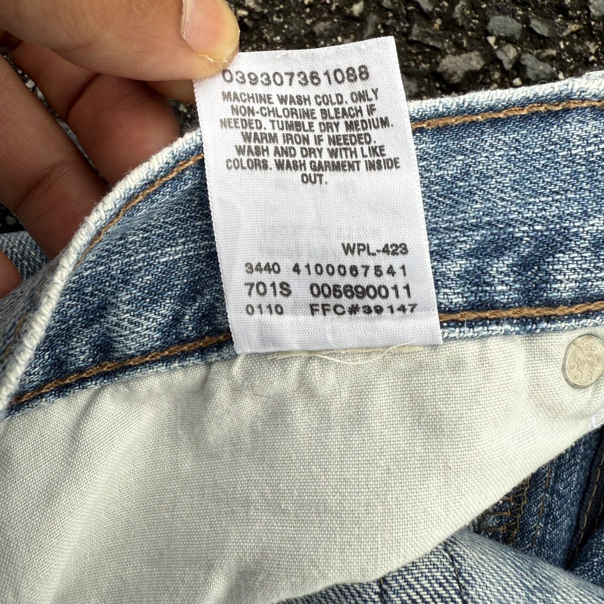 Levi's Vintage Clothing VINTAGE LEVI'S 569 LOOSE STRAIGHT FADED JEAN DENIM PANTS Size US 34 / EU 50 - 15 Thumbnail