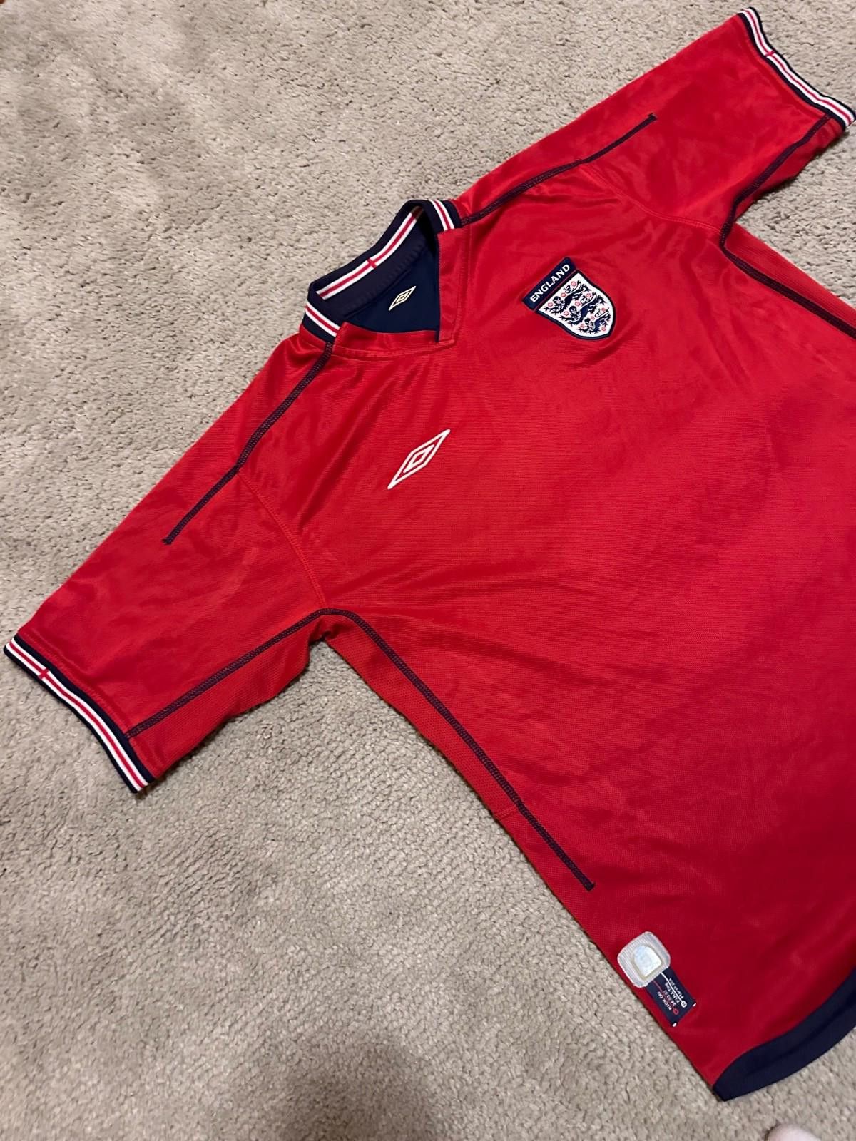 Umbro England Away football shirt 2002/04 Double Side Jersey Umbro Size US L / EU 52-54 / 3 - 3 Thumbnail