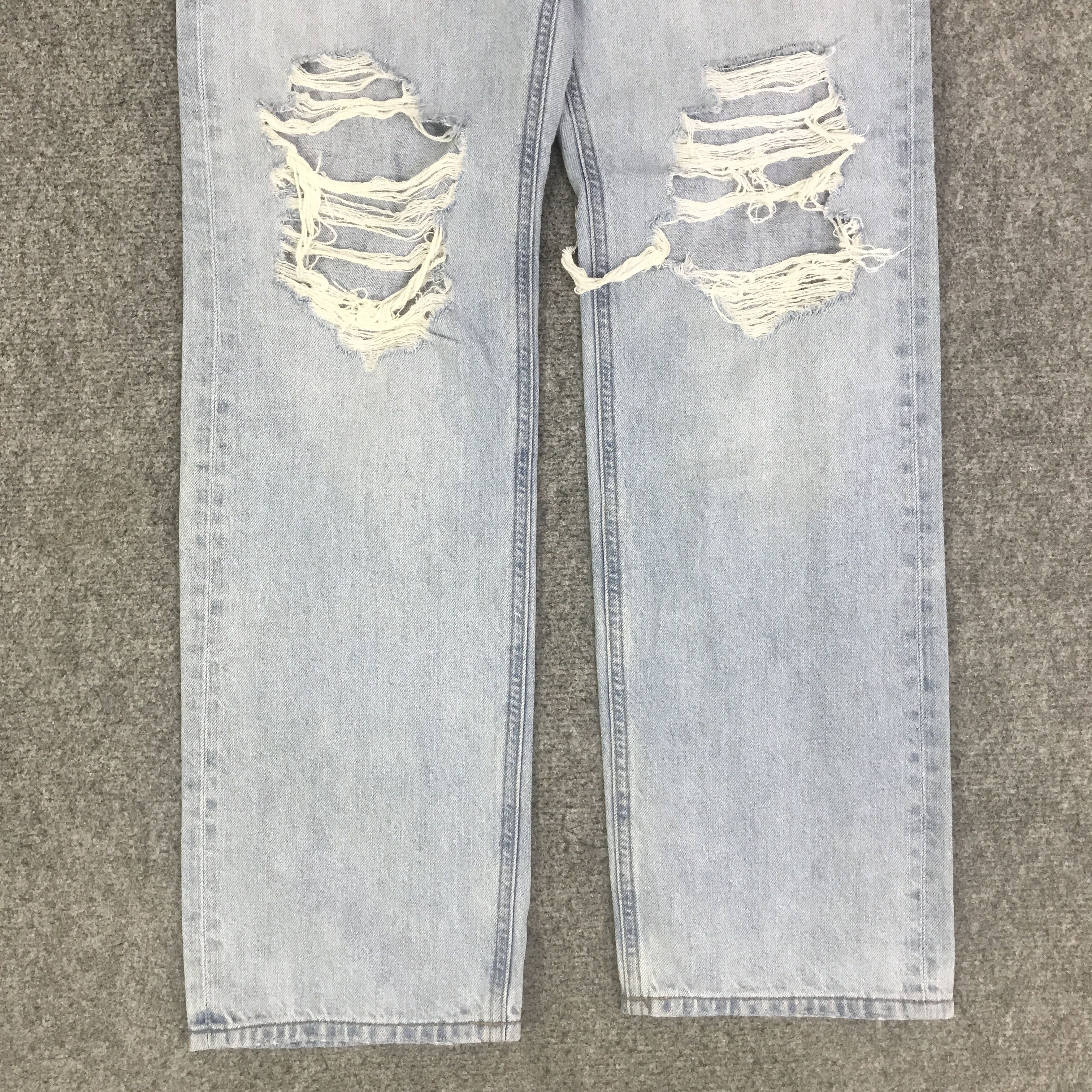 Japanese Brand JAPAN UNIQLO DISTRESSED DENIM JEANS PANTS K129B11 Size US 28 / EU 44 - 3 Thumbnail