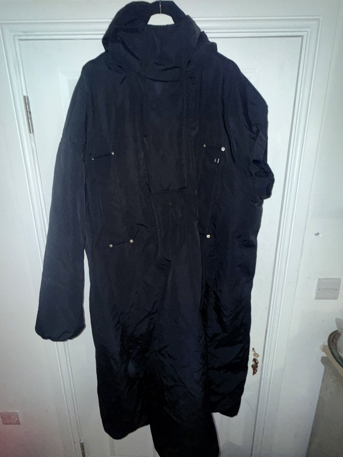 1017 ALYX 9SM 1017 Alyx full length Runway Puffer Size US XL / EU 56 / 4 - 1 Thumbnail