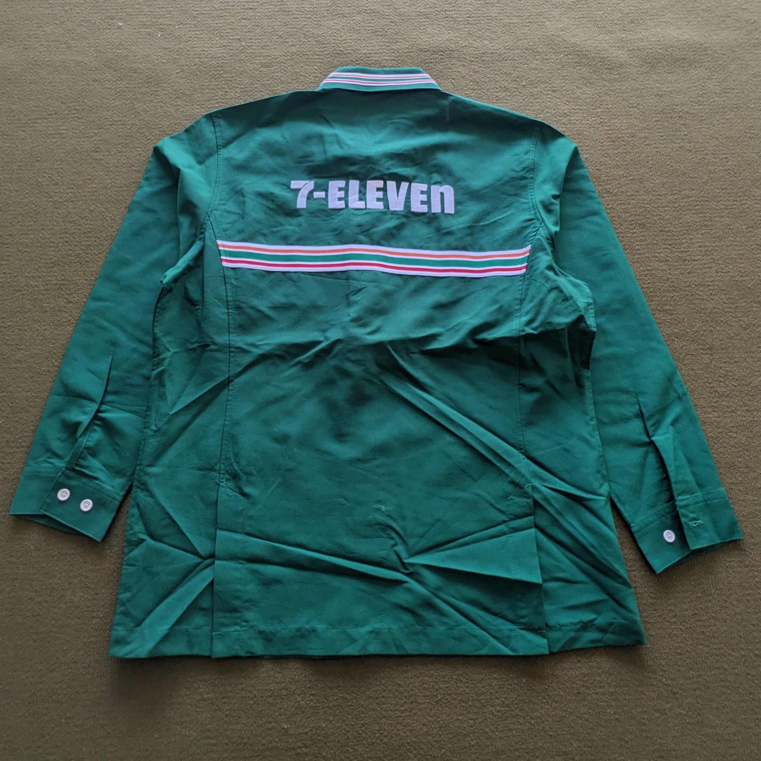 Japanese Brand Vintage 7 ELEVEN Uniform Workers Shirts Size US L / EU 52-54 / 3 - 3 Thumbnail