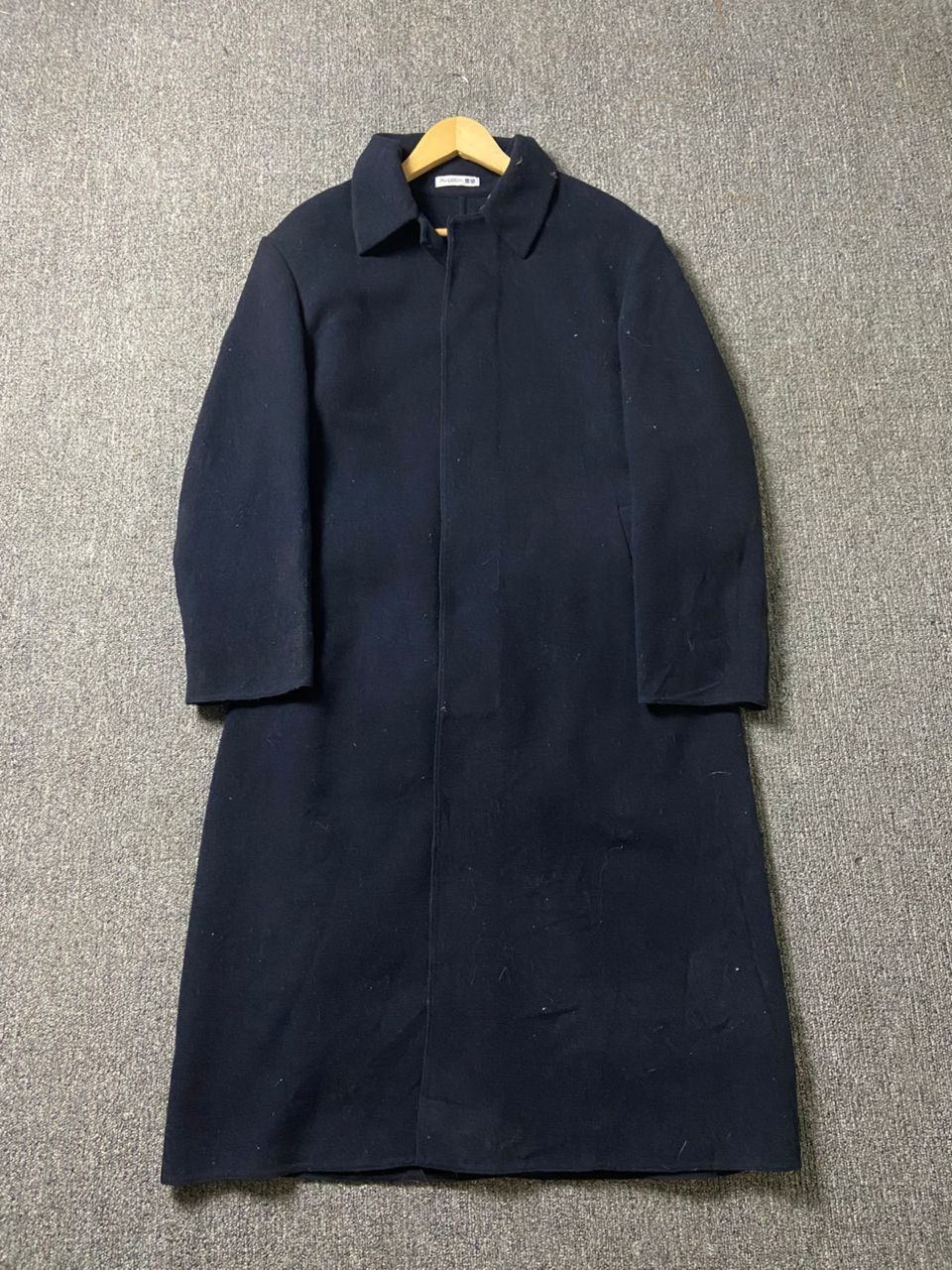 Uniqlo x Jw Anderson Trench Coat (183)