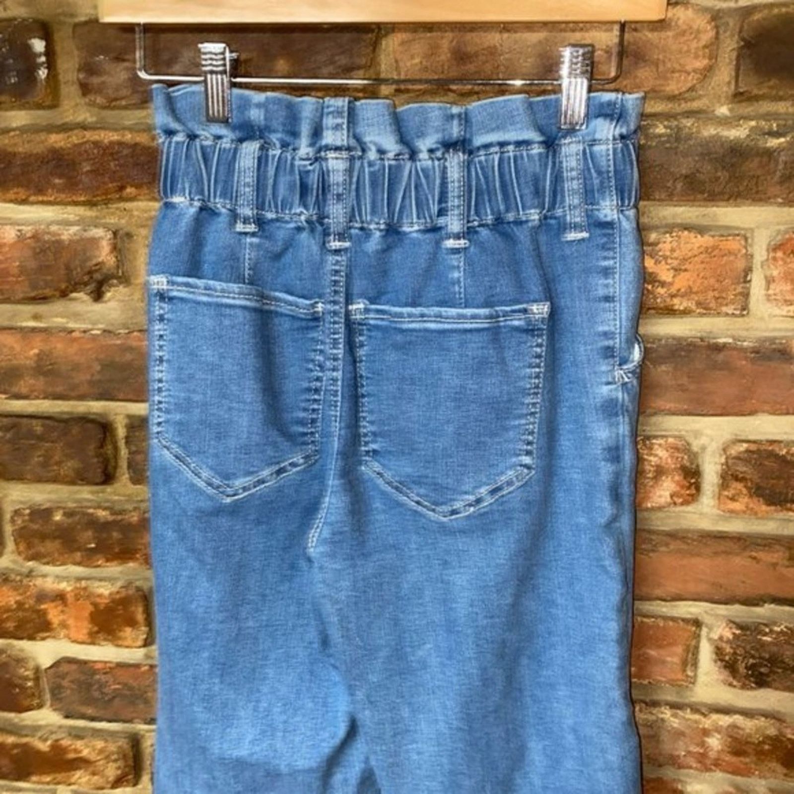 Other SO Medium Blue Denim High Rise Elastic Waist Mom Jeans 1/25W Size 25" / US 0 / IT 36 - 7 Thumbnail