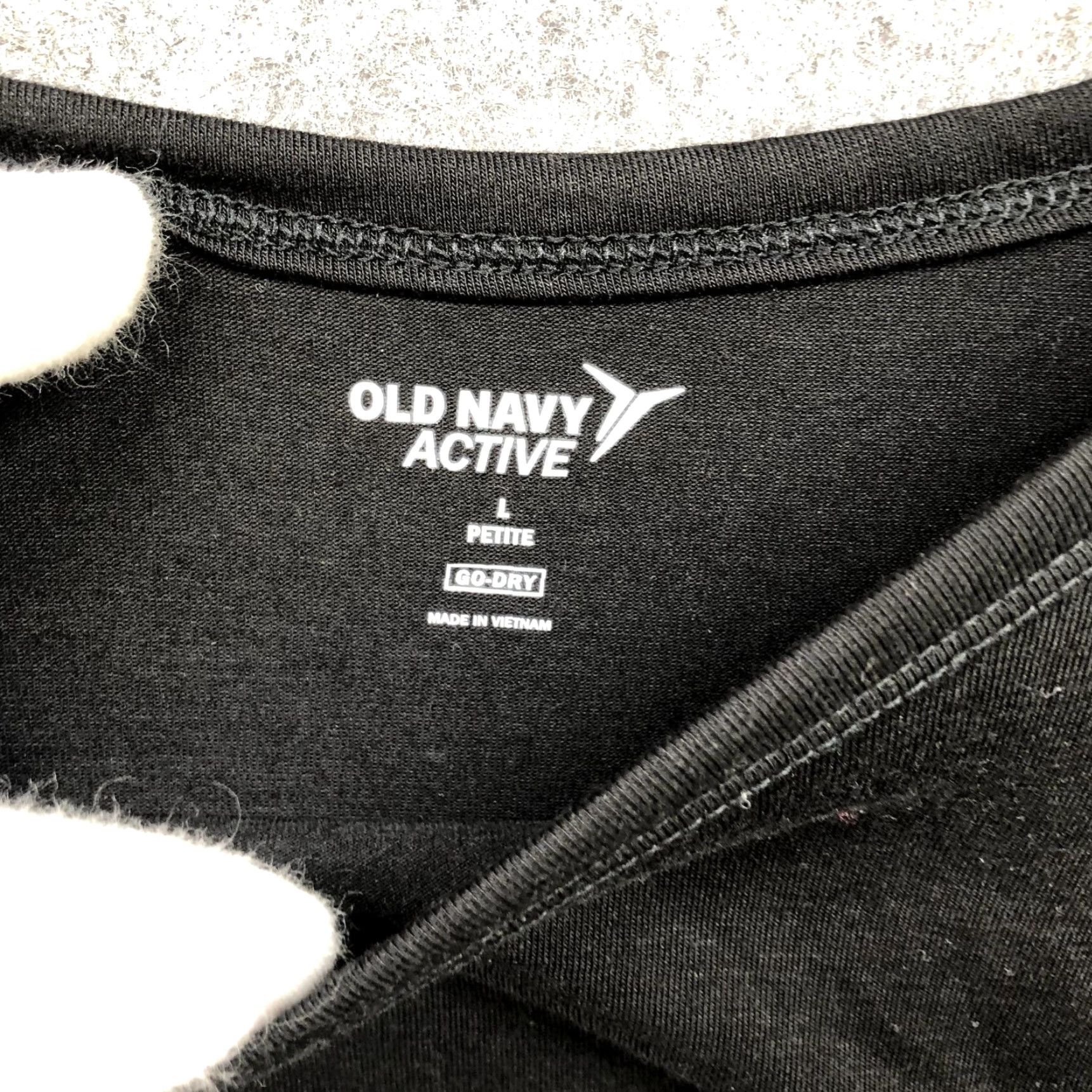 Old Navy Old Navy T-Shirt Cropped Womens LP Black Short Sleeve Crewneck Active Size L / US 10 / IT 46 - 5 Thumbnail
