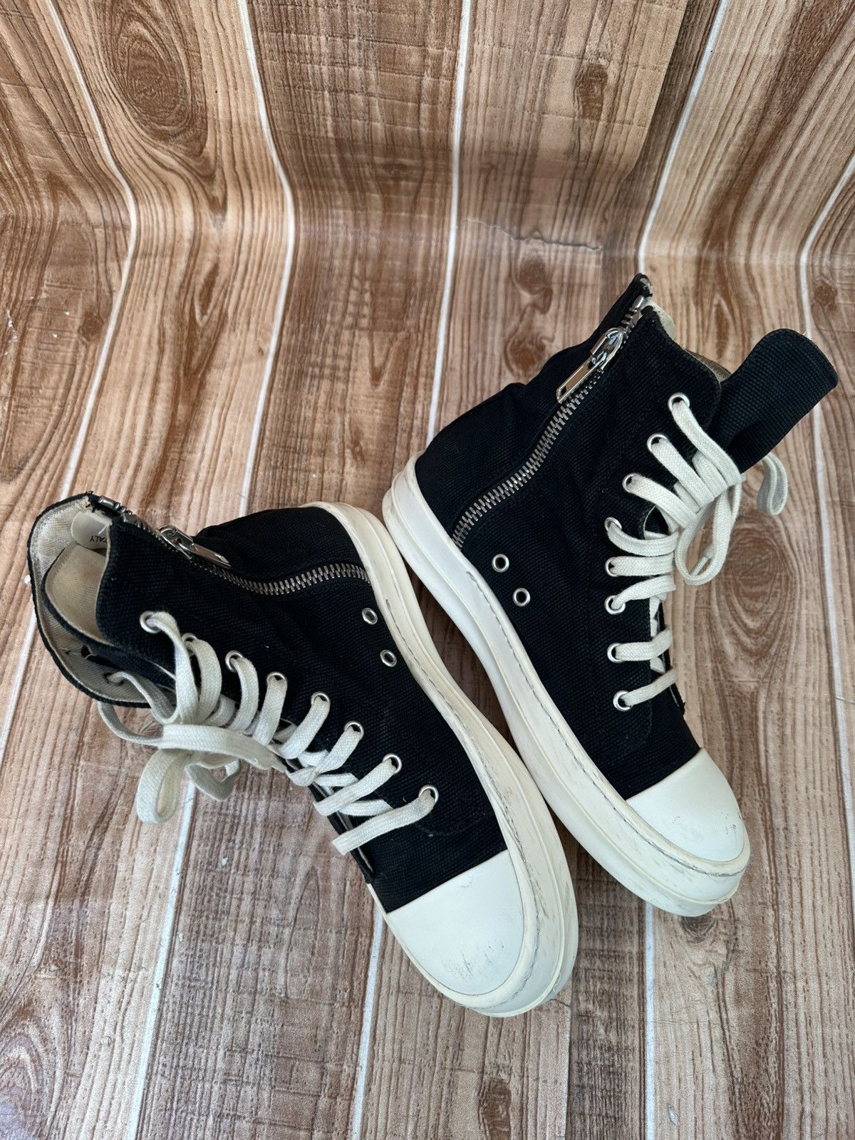 Rick Owens Rick Owens DRKSHDW Canvas Ramones Black Milk Low tops Size US 8.5 / IT 38.5 - 7 Thumbnail