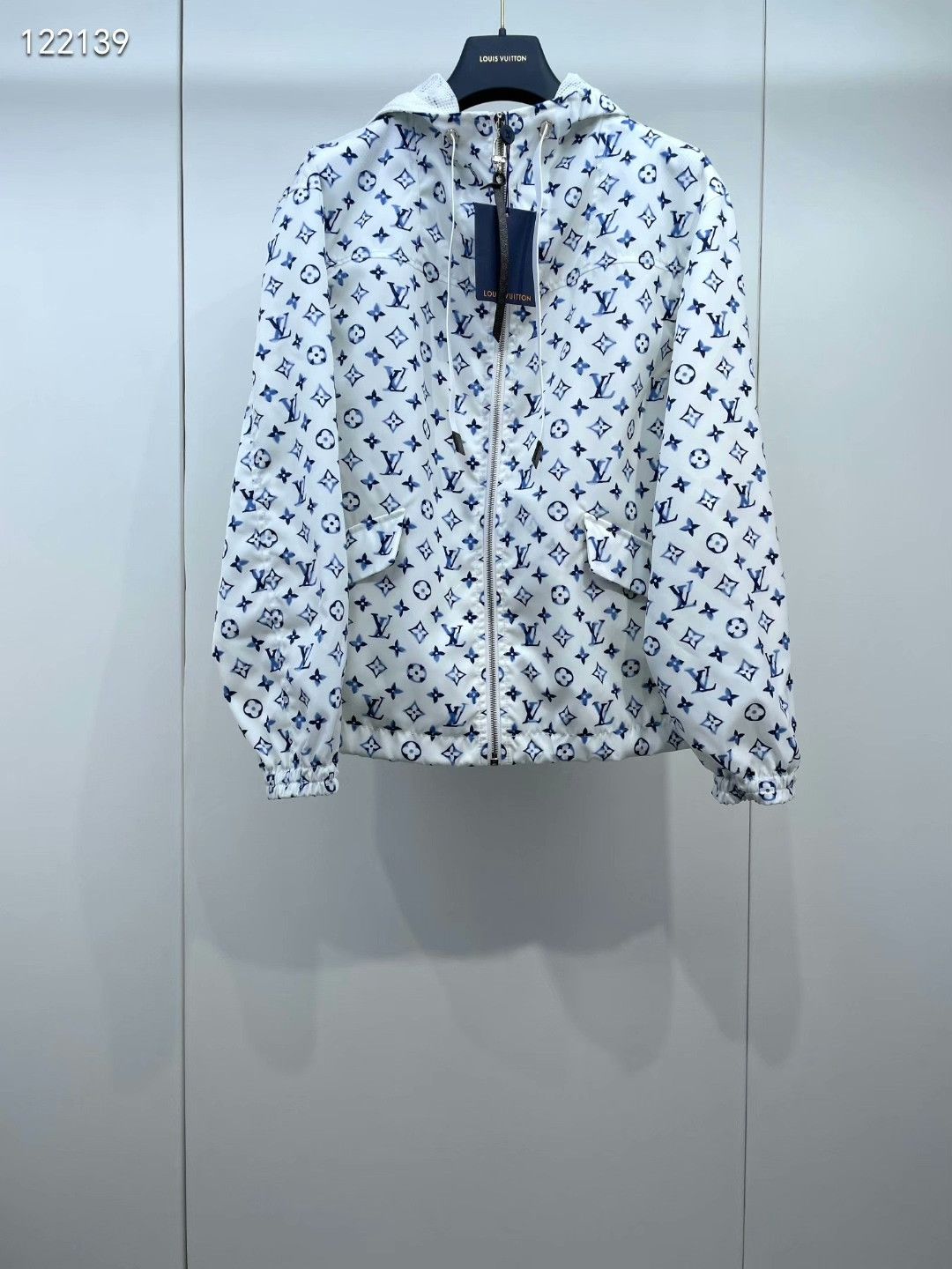Louis Vuitton LV 25 Blue-White Ink Print Hooded Trench Size XXS / US 00 / IT 34 - 1 Thumbnail