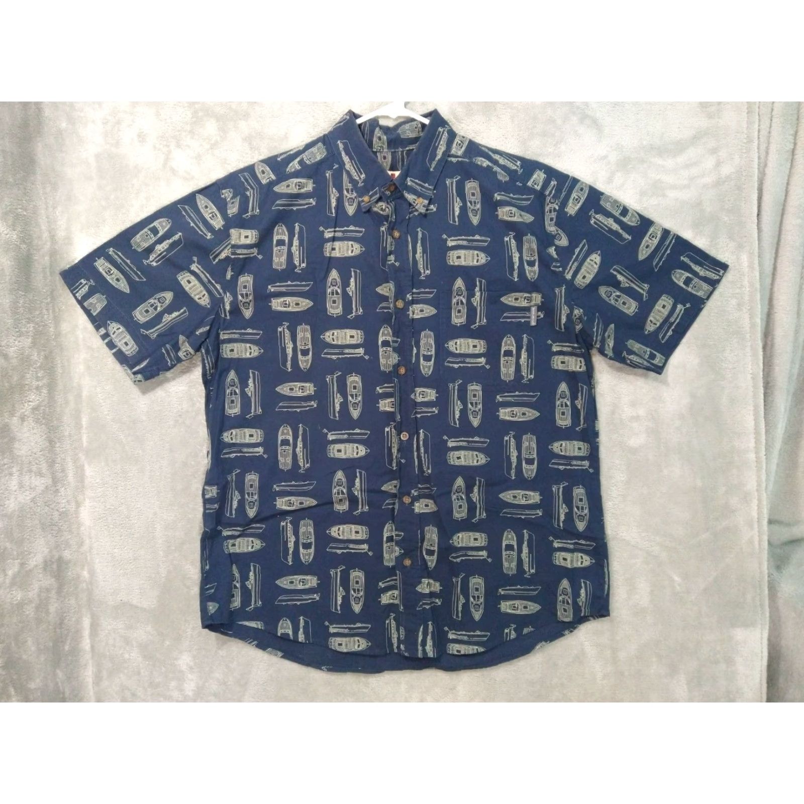 Vintage Woolrich Shirt Mens Large Blue Boat Print Short Sleeve Button Front Camp Sailing Size US L / EU 52-54 / 3 - 2 Thumbnail