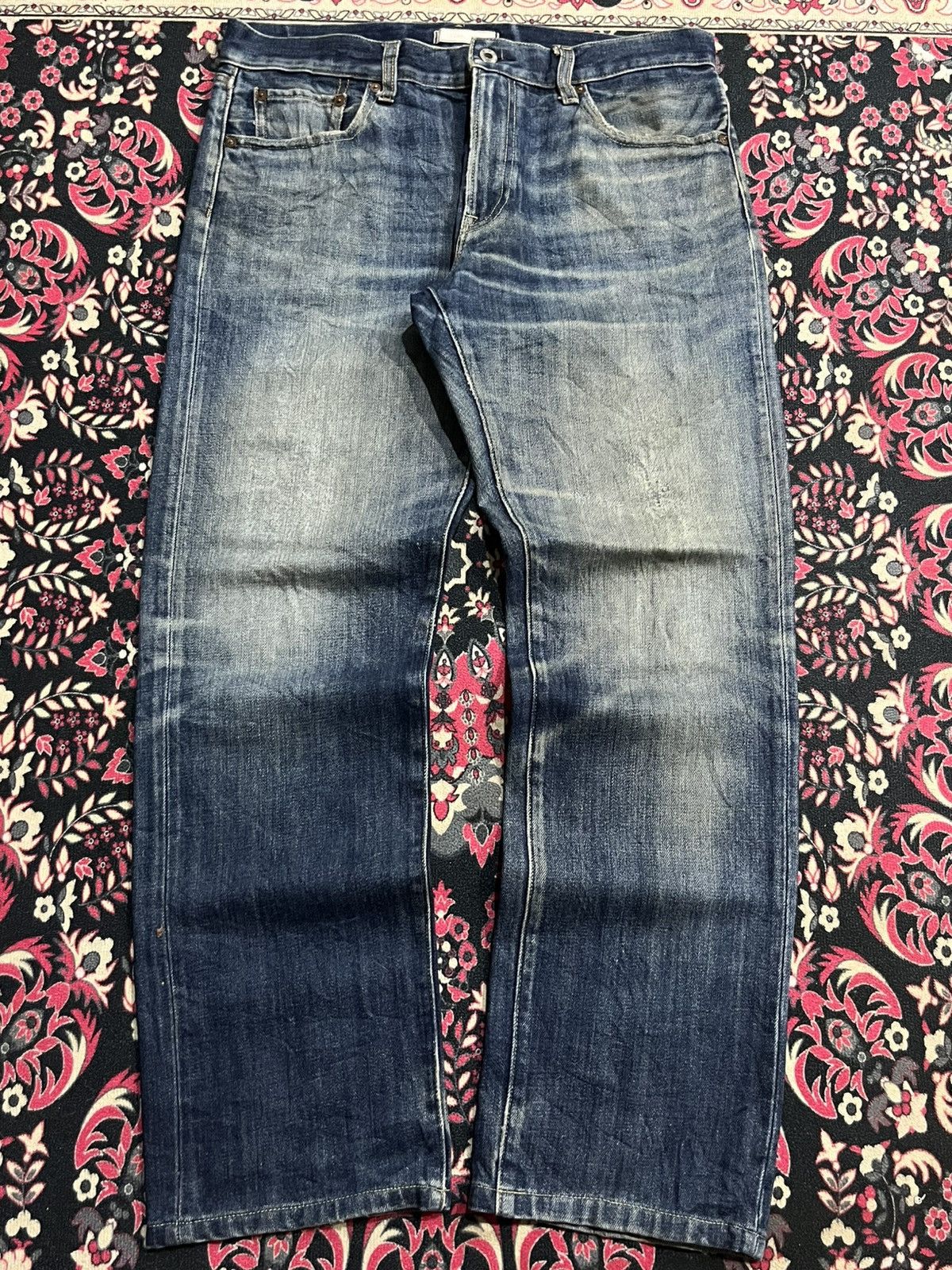 Undercover × Uniqlo Vintage Uniqlo Blue Faded Washed Straight Leg Jeans Size US 32 / EU 48 - 1 Thumbnail