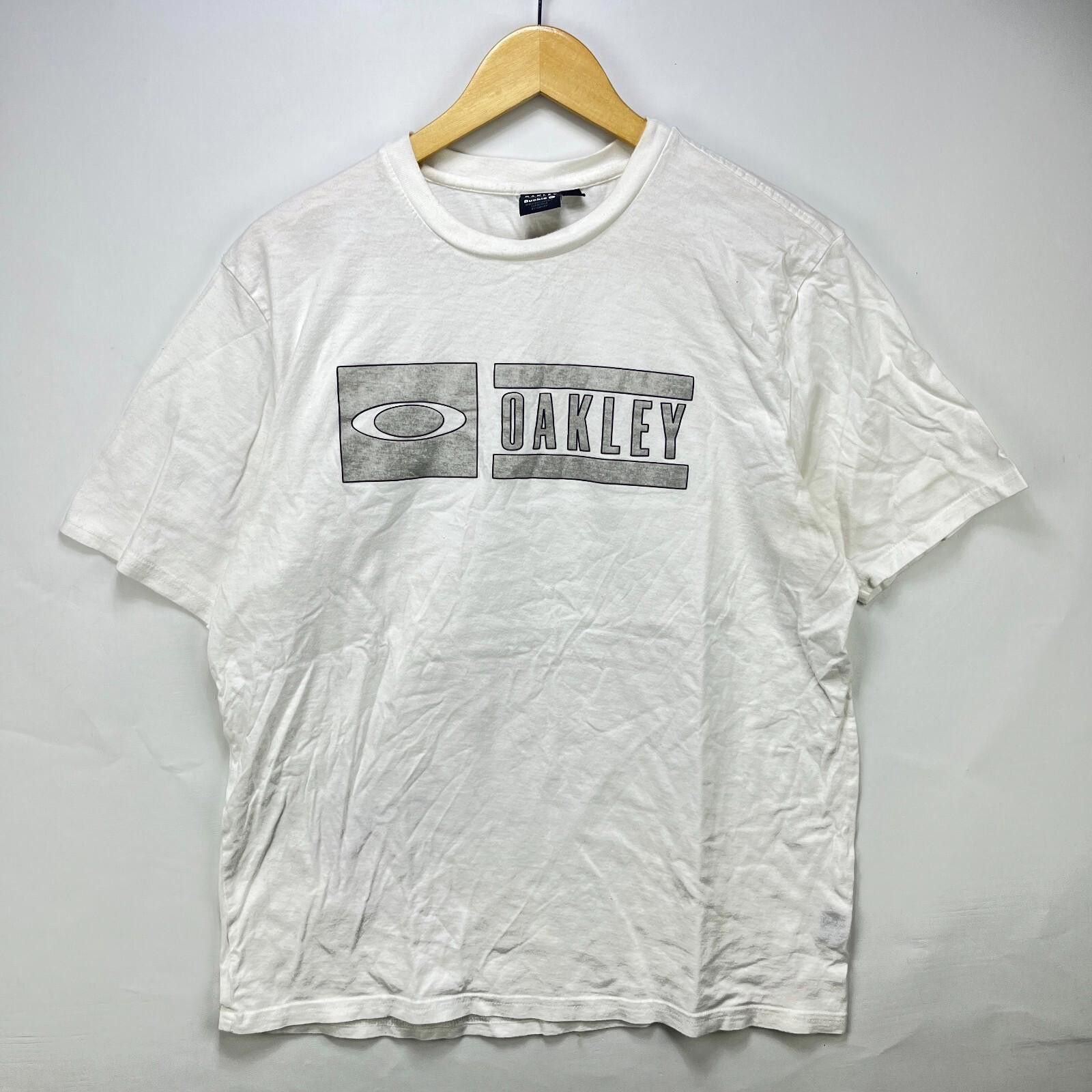 Oakley Vintage Y2K Oakley Made for Buckle T-Shirt XL Size US XL / EU 56 / 4 - 1 Thumbnail