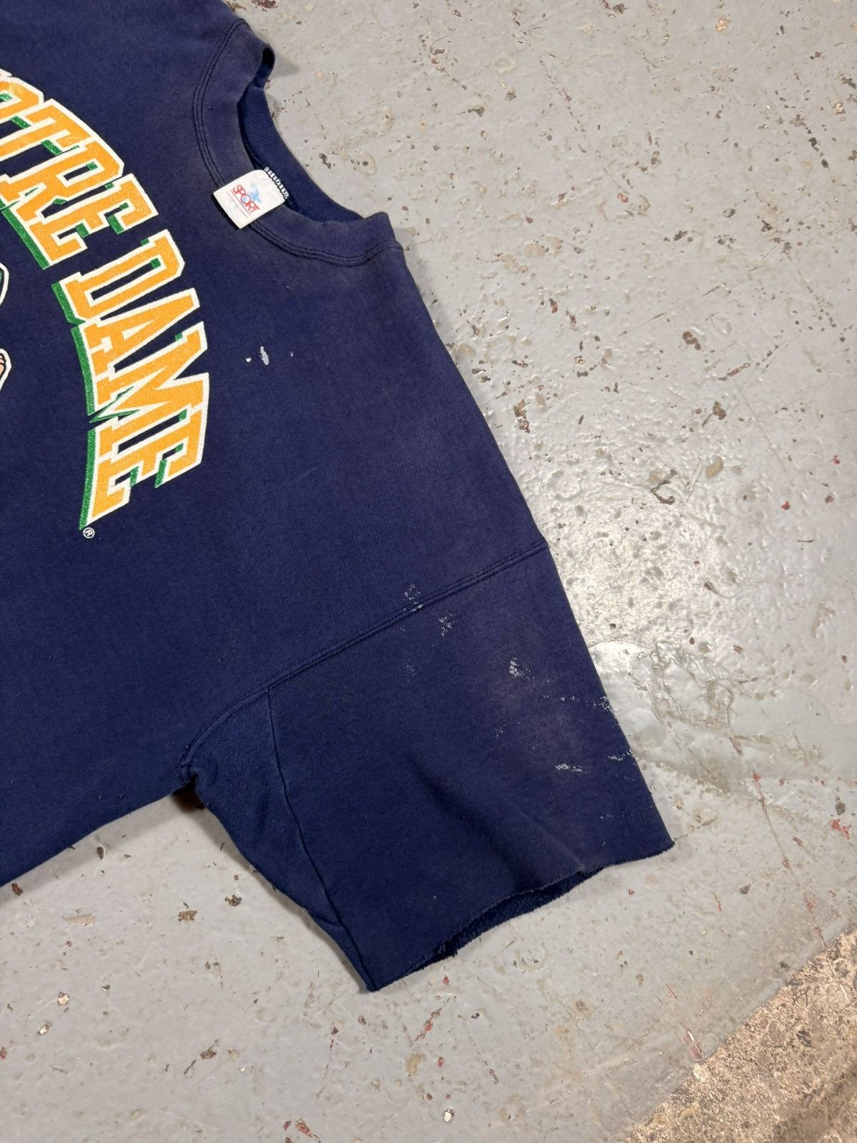 NCAA Vintage Thrashed Distressed Notre Dame College Crewneck Size US XXL / EU 58 / 5 - 4 Thumbnail