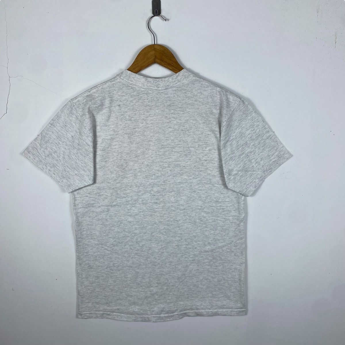Vintage Vintage 90's SAIPAN USA Graphic Tee Shirt Medium Size Size US M / EU 48-50 / 2 - 5 Thumbnail